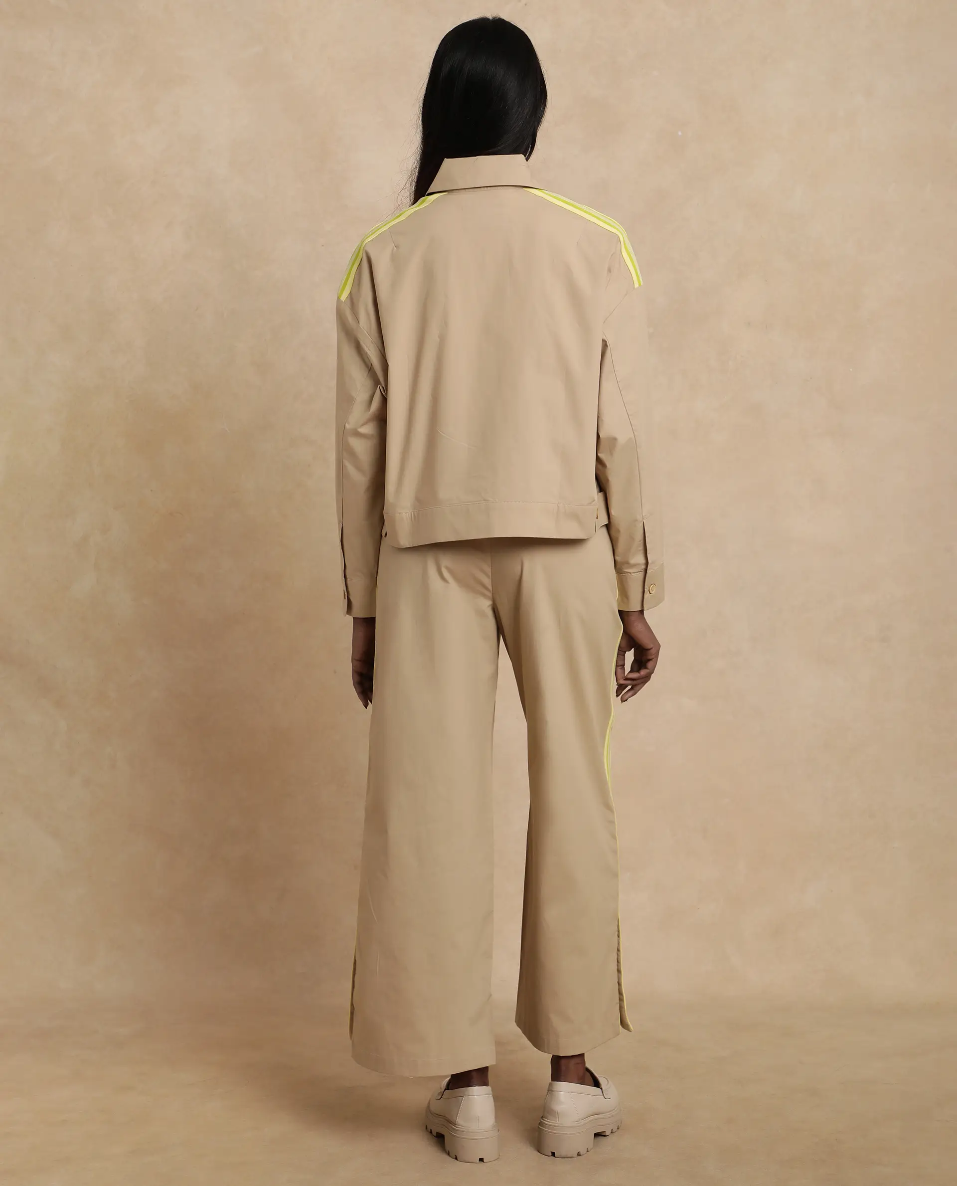 Rareism Women's Nocam S Beige Cotton Spread Collar Plain Cuffed Sleeve Relaxed Fit Shirt - Image 14