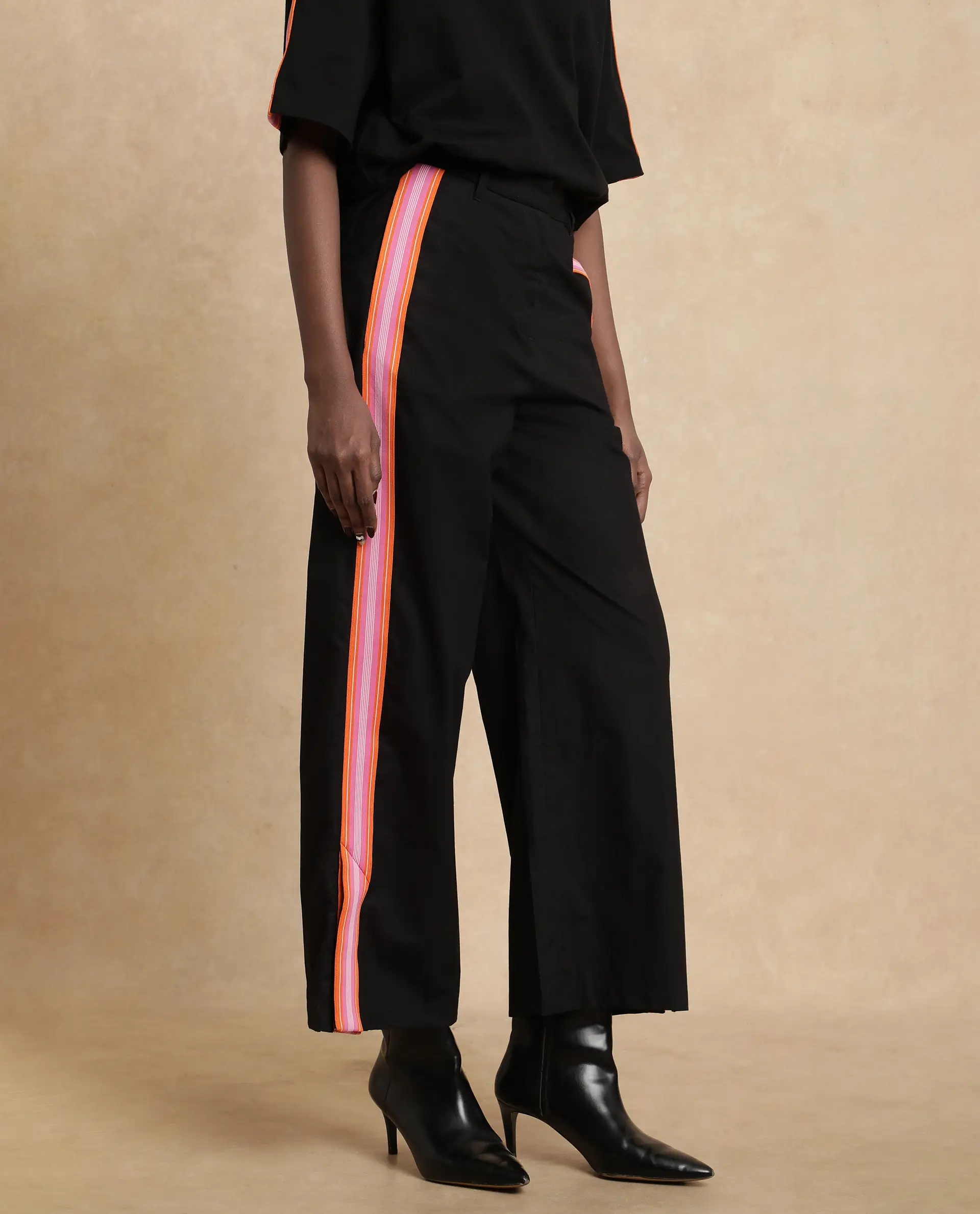 Rareism Women's Nonwen B Black Cotton Plain Ankle Length Wide Trouser - Image 11