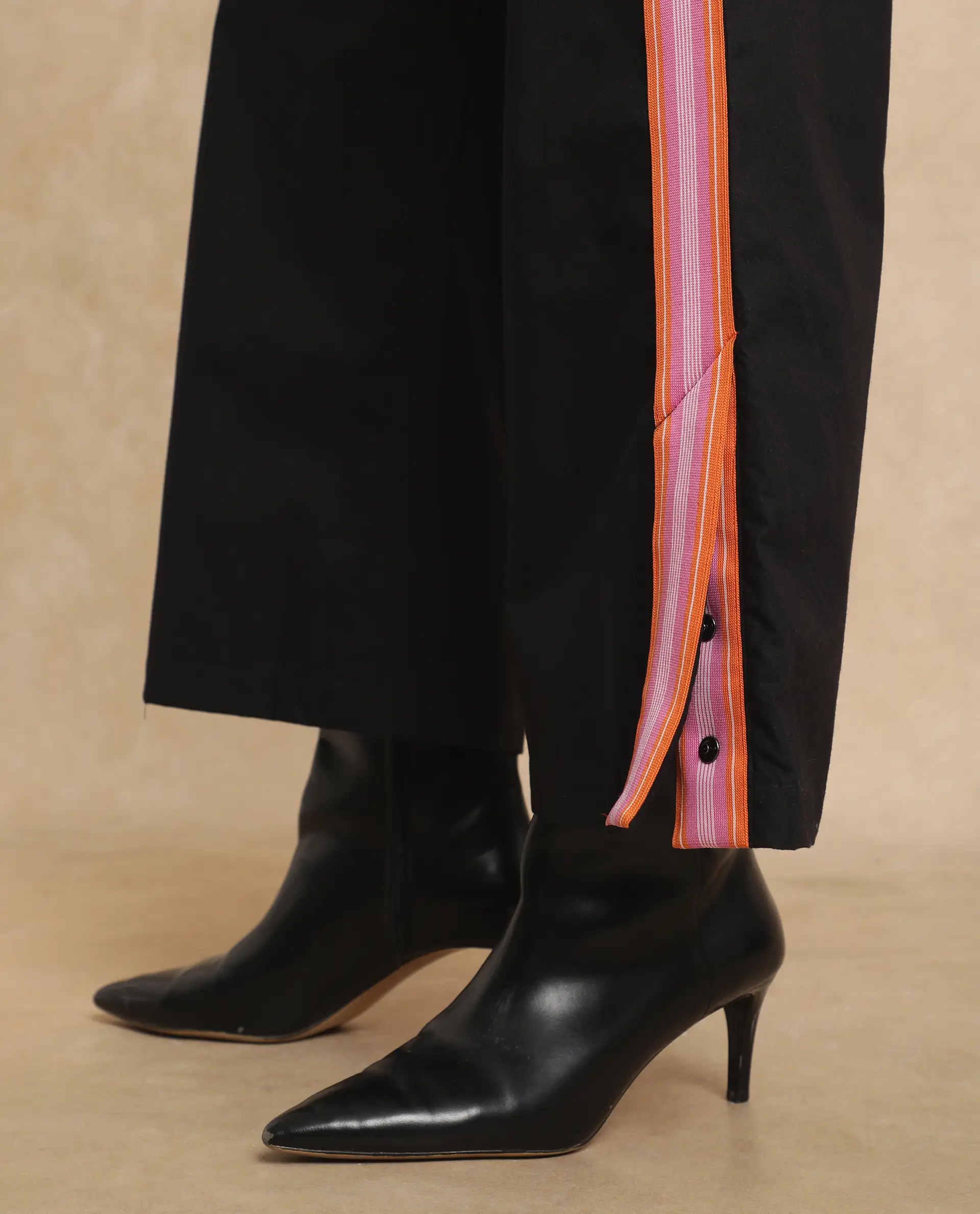 Rareism Women's Nonwen B Black Cotton Plain Ankle Length Wide Trouser - Image 7