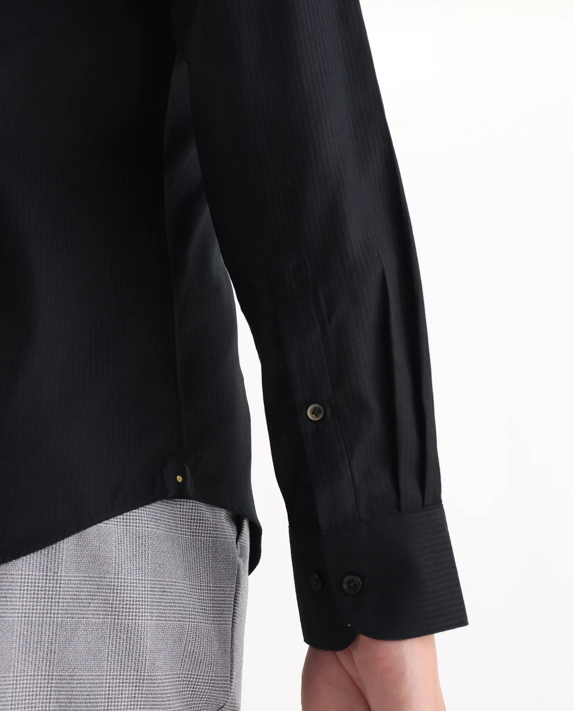 Rare Rabbit Men's Novo-25 Black Cotton Fabric Spread Collar Regular Plain Shirt - Image 7