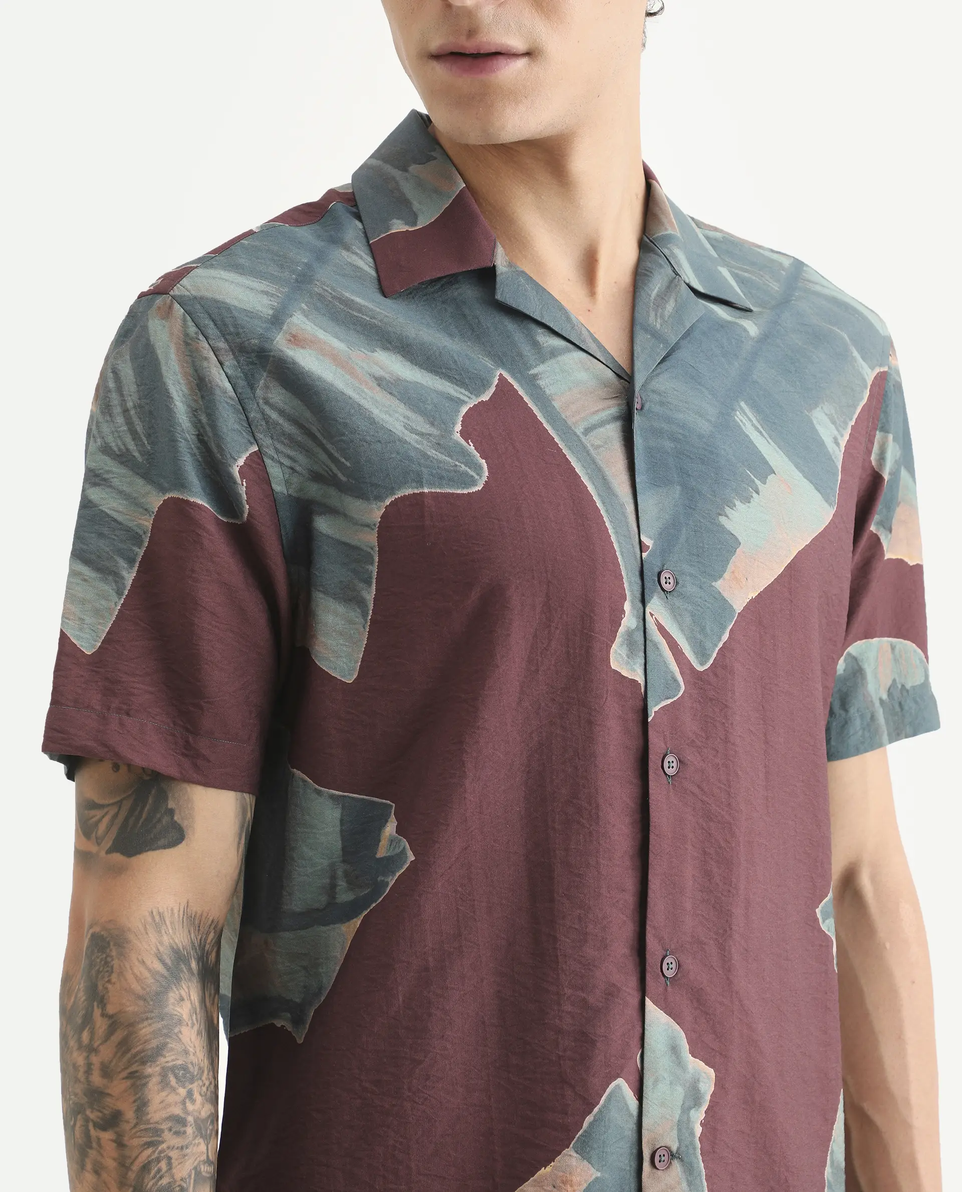 Rare Rabbit Men's Noxi Maroon Viscose Blend Fabric Half Sleeve Spread Collar Regular Fit Tropical Print Shirt - Image 3