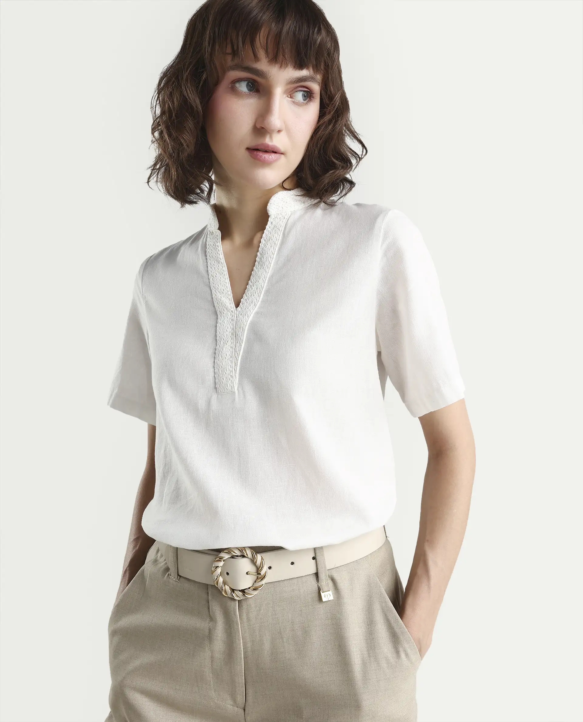 Rareism Women's Nubag Off White Cotton Blend Half Sleeve Mandarin Collar Regular Fit Top