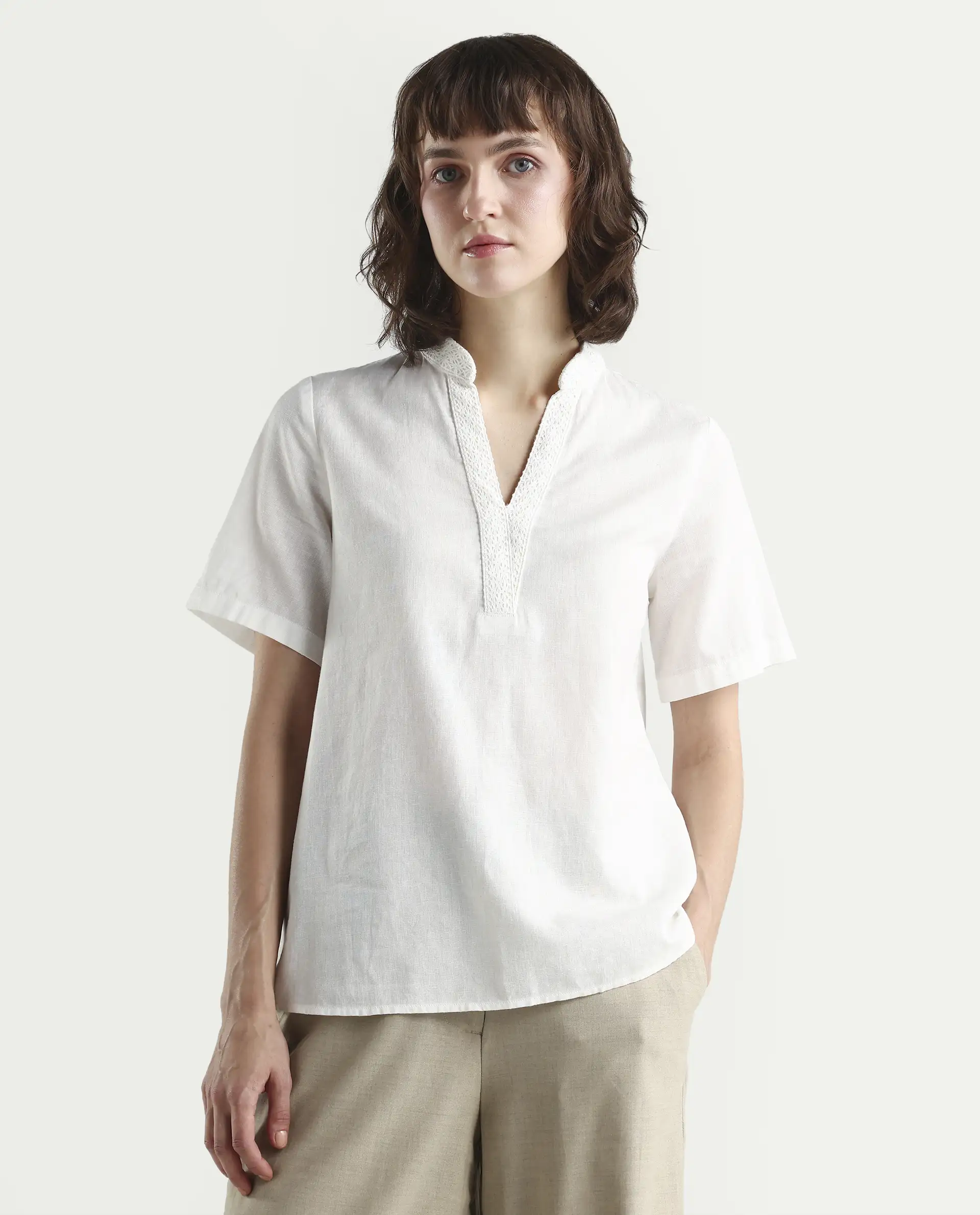 Rareism Women's Nubag Off White Cotton Blend Half Sleeve Mandarin Collar Regular Fit Top - Image 3