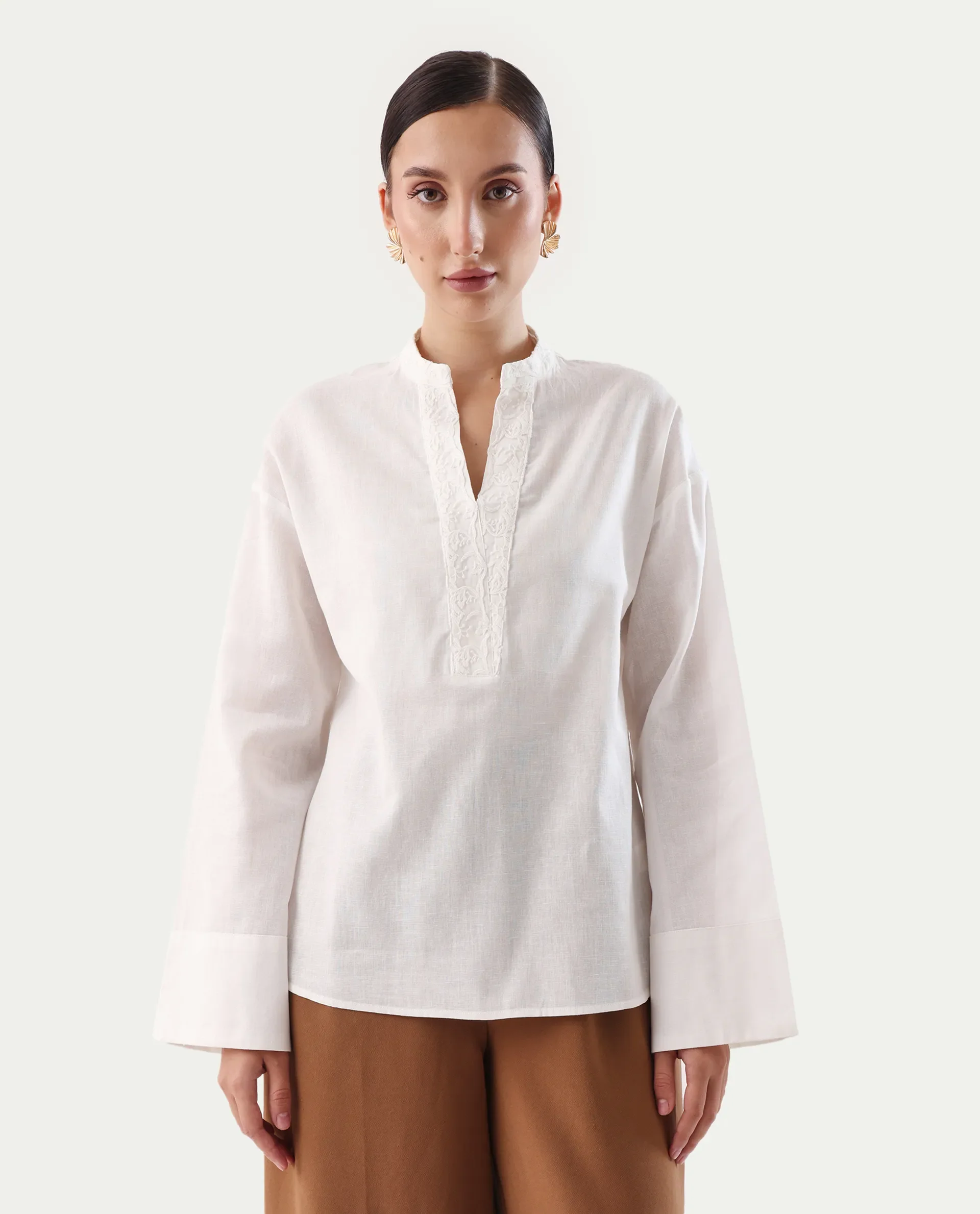 Rareism Women's Nubank Off White Cotton Blend Mandarin Collar Regular Fit Plain Top - Image 3