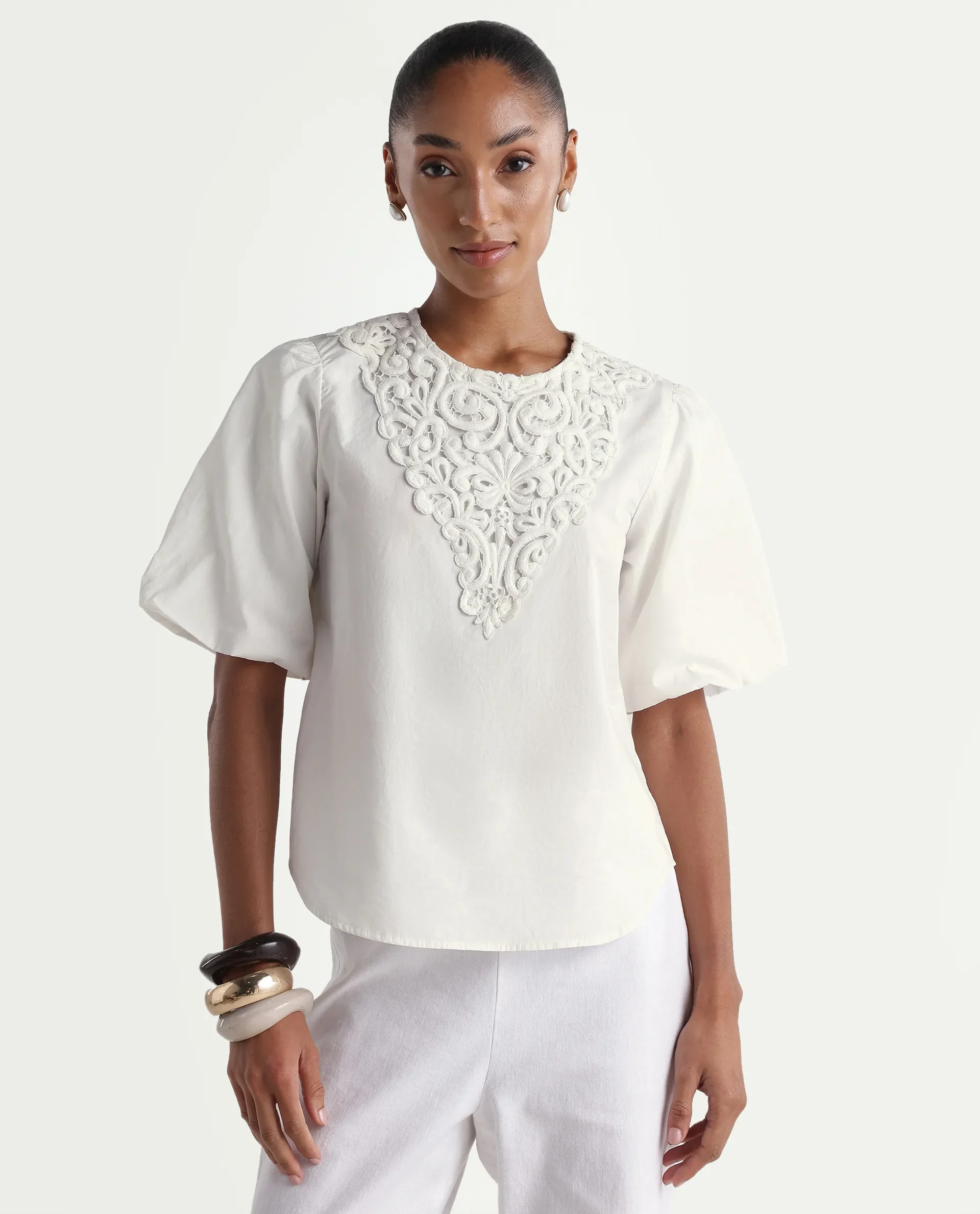 Rareism Women's Nuku White Cotton Crew Neck Relaxed Plain Top - Image 3