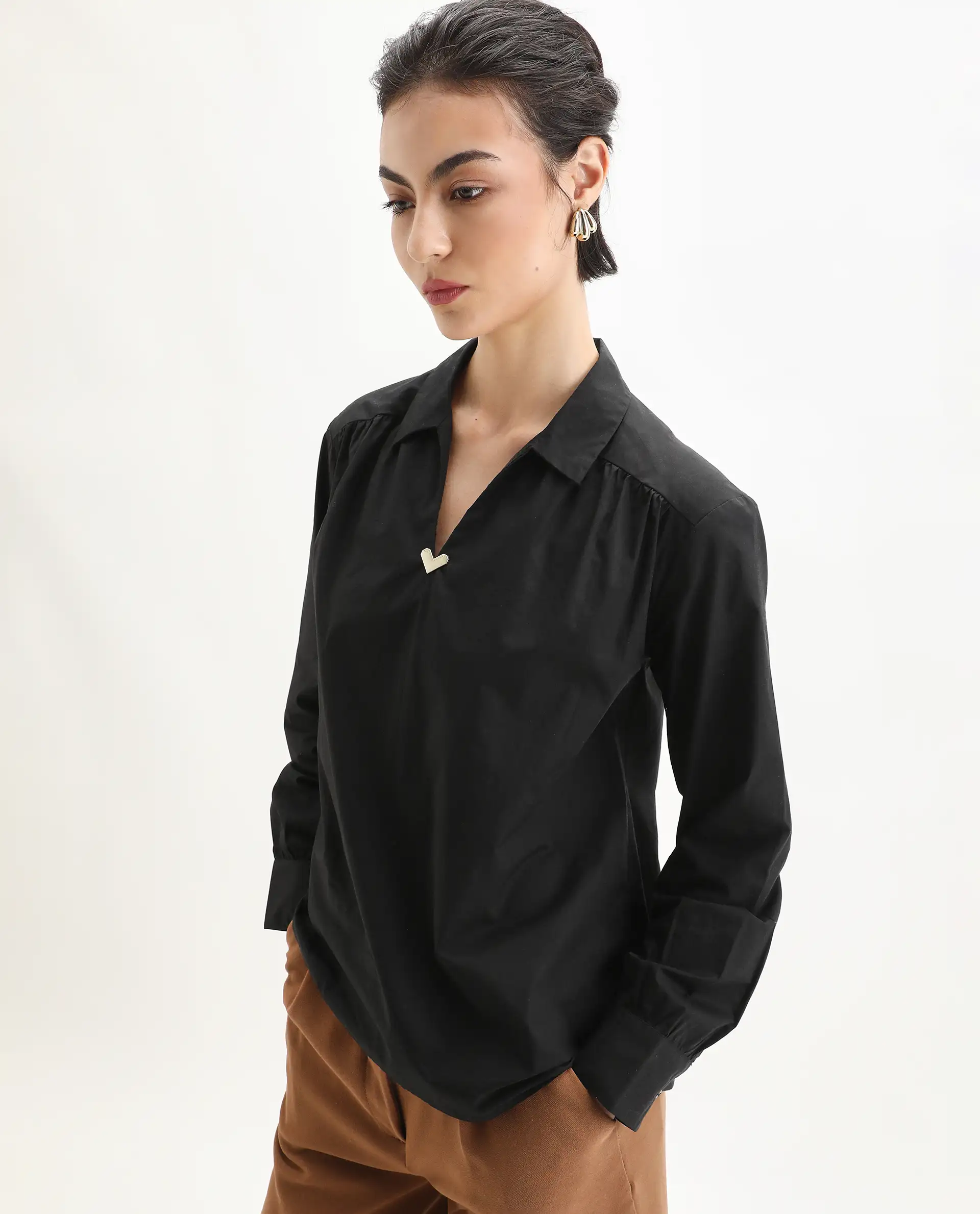 Rareism Women's Nurat Black Cotton Cuffed Sleeve Collared Neck Regular Fit Plain Top - Image 5