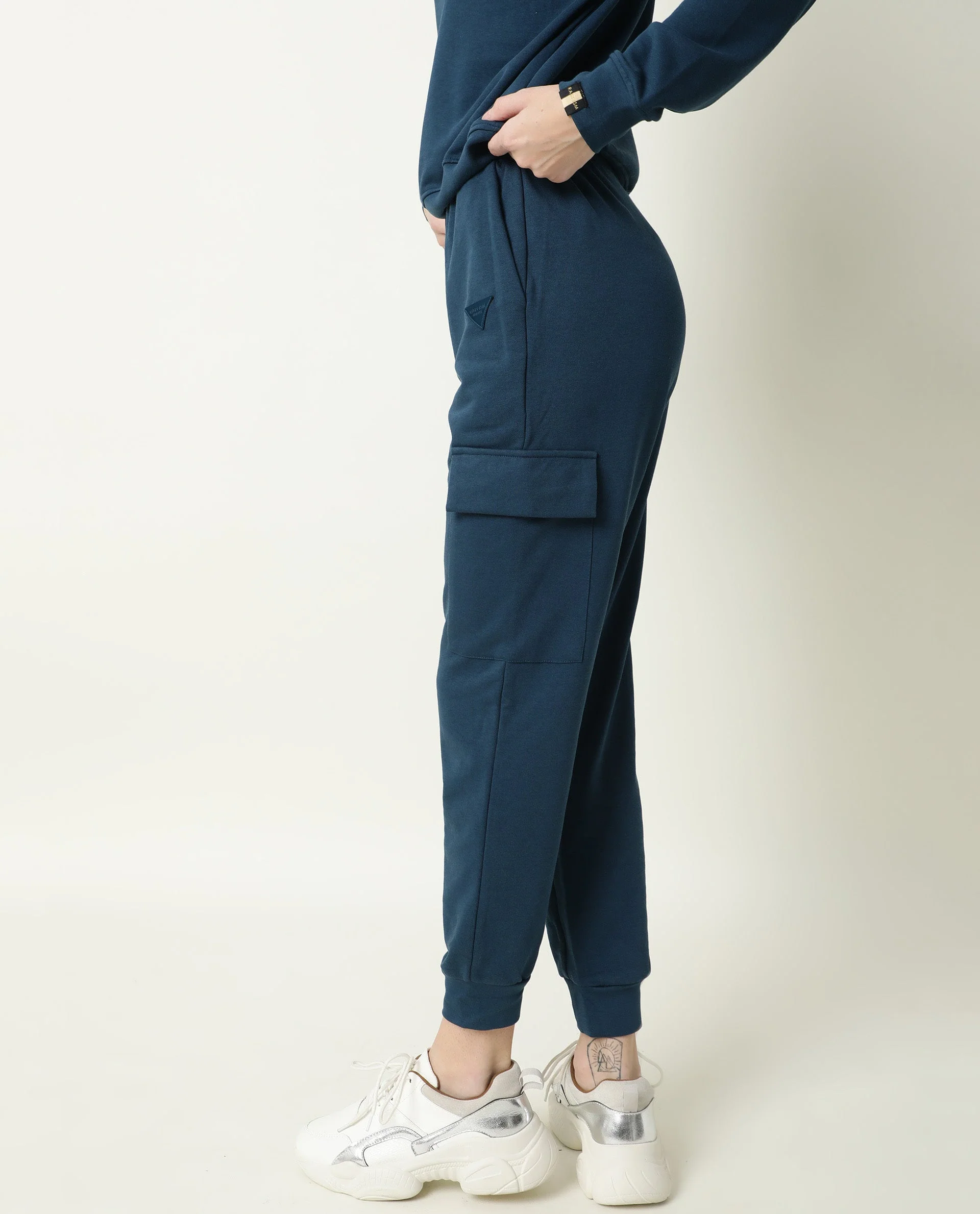 Rareism Women's Nush-1 Petrol Polyester Blend Plain Ankle Length Regular Fit Track Pant - Image 7