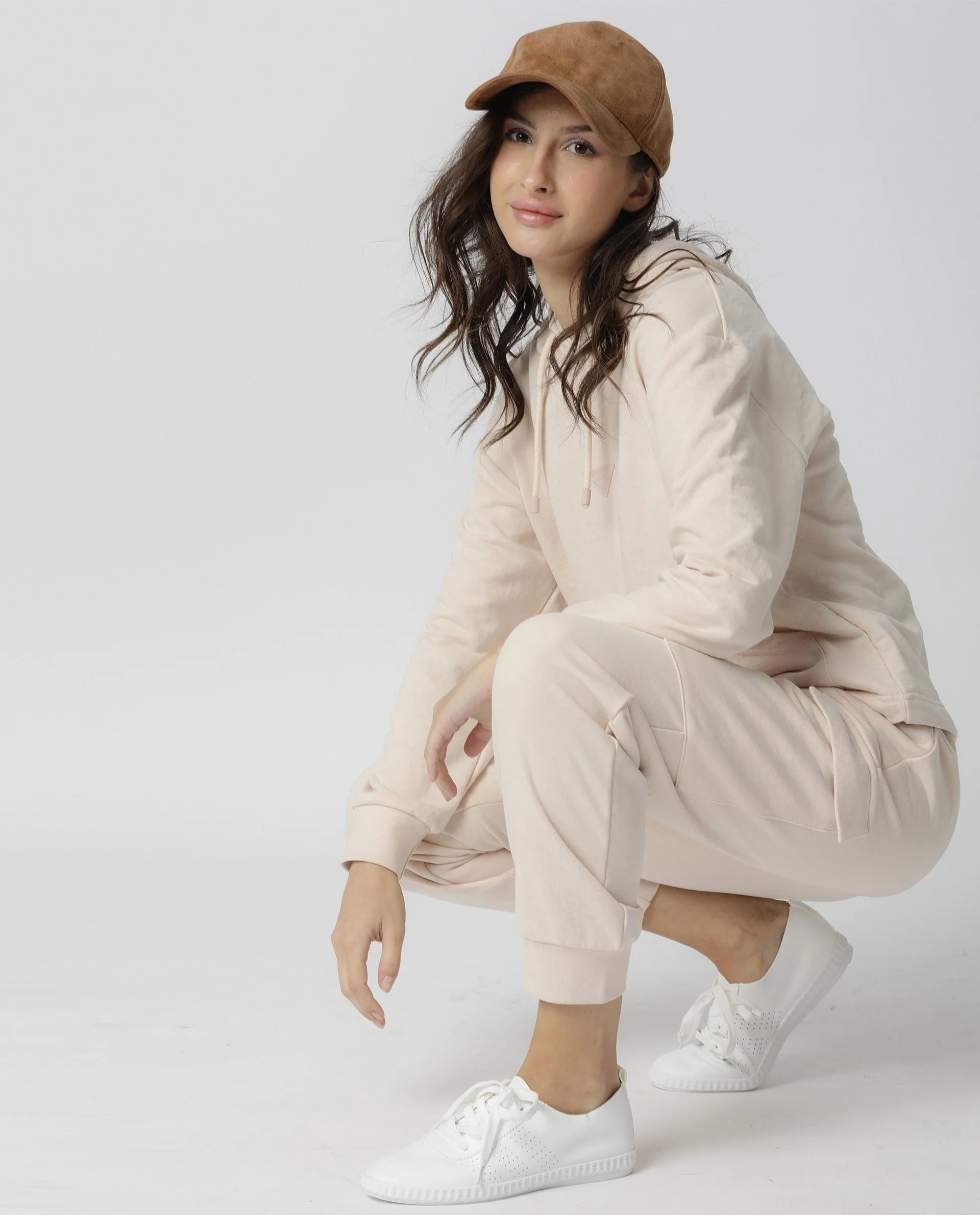 Rareism Women's Nush Beige Cotton Blend Plain Ankle Length Tailored Track Pant - Image 4