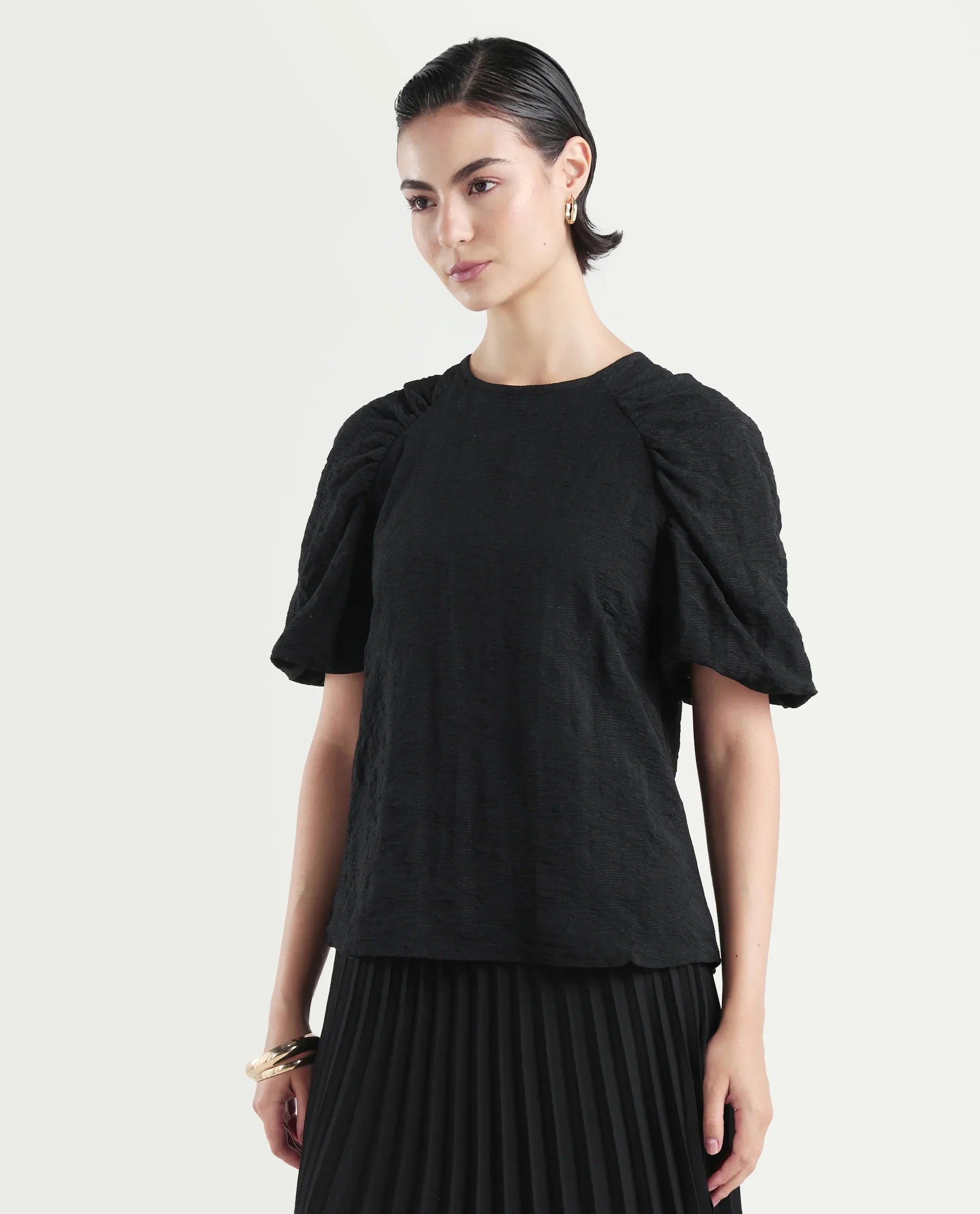 Rareism Women's Nuten Black Nylon Blend Balloon Sleeve Crew Neck Regular Fit Plain Top - Image 5