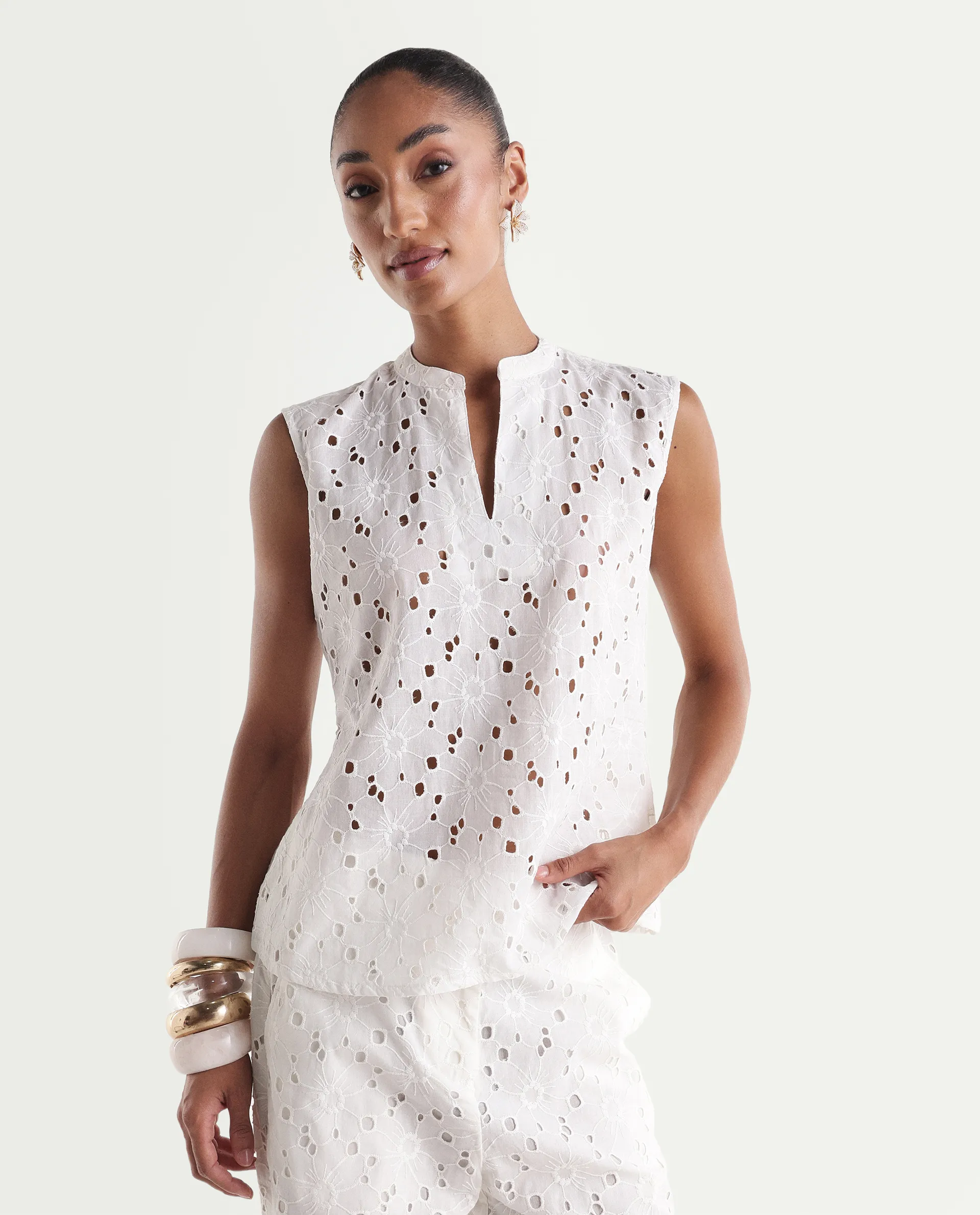 Rareism Women's Nuton-T Primary White Cotton Sleeveless Band Collar Regular Fit Top - Image 3