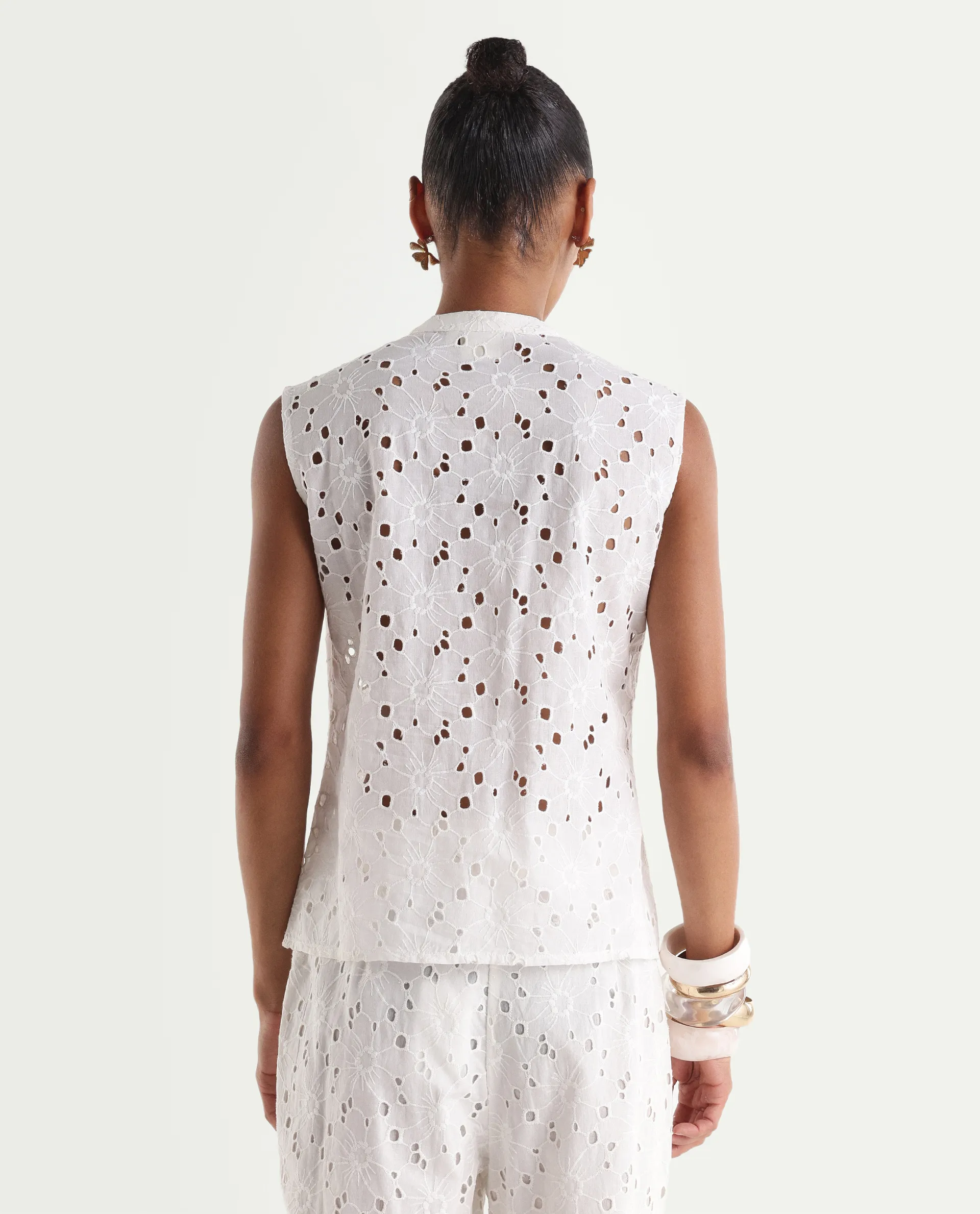 Rareism Women's Nuton-T Primary White Cotton Sleeveless Band Collar Regular Fit Top - Image 6