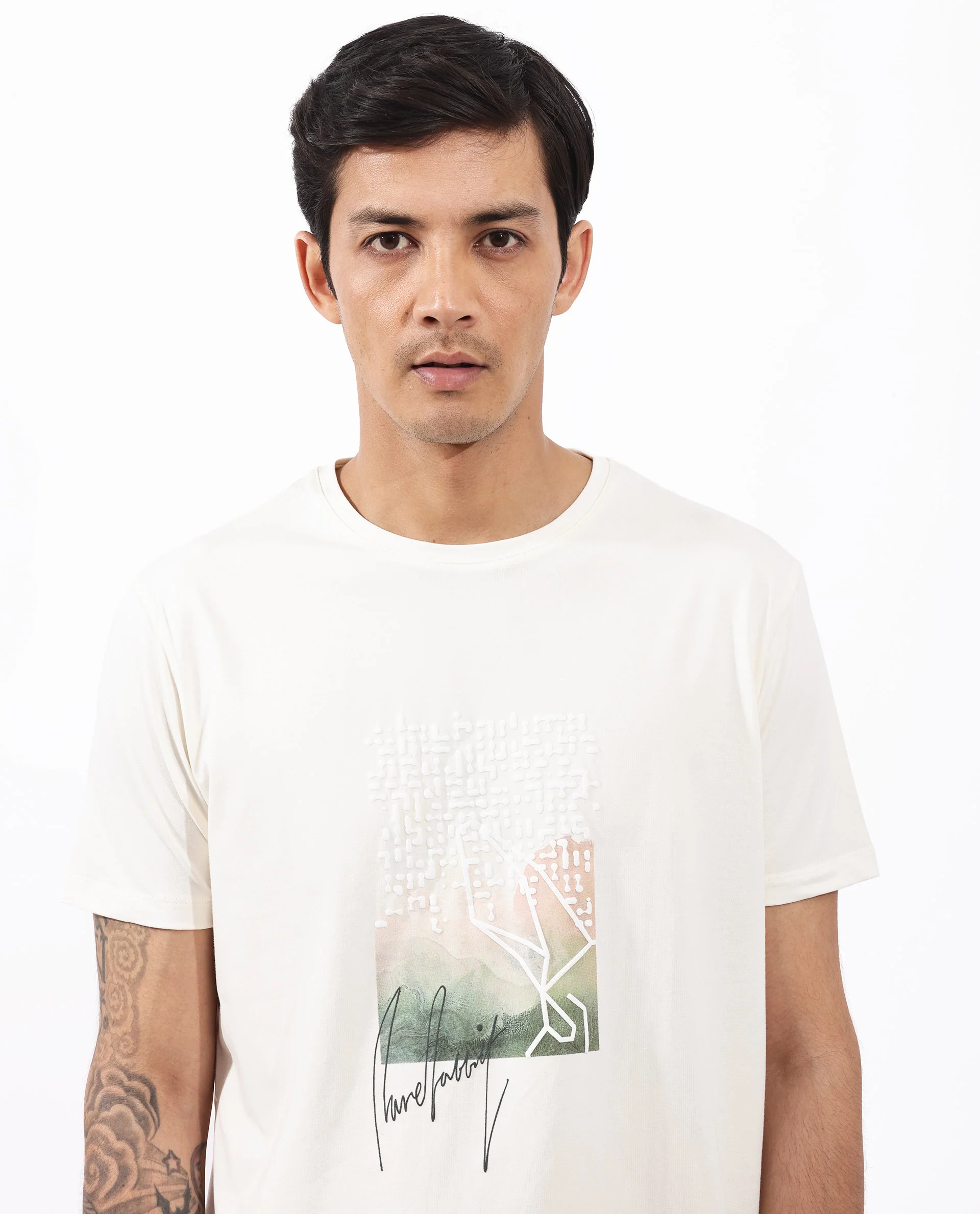 Rare Rabbit Articale Mens Oak Off White Cotton Polyester Fabric Short Sleeve Crew Neck Regular Fit Printed T-Shirt - Image 4