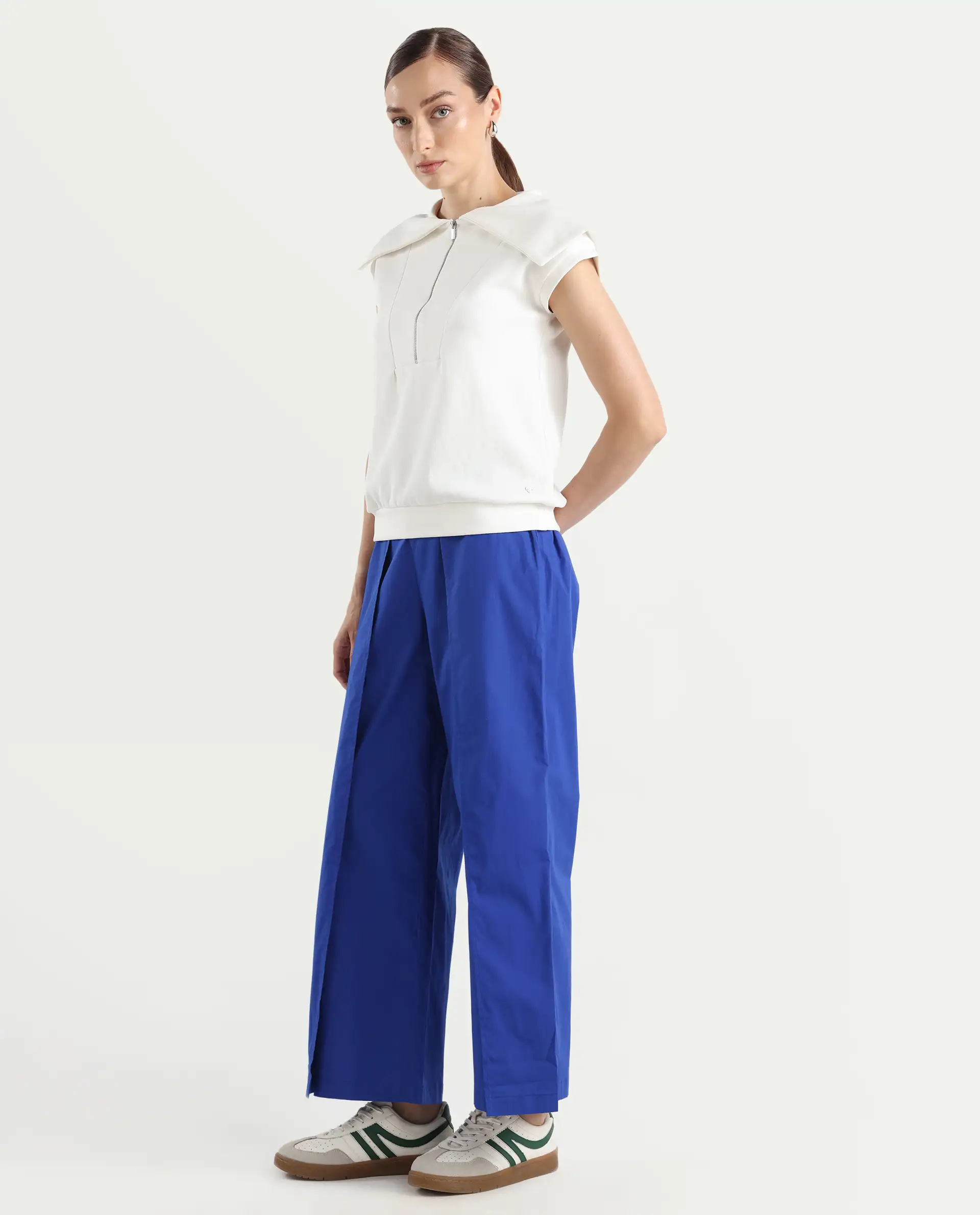 Rareism Women's Oipi Blue Cotton Blend Plain Ankle Length Wide Trouser - Image 5