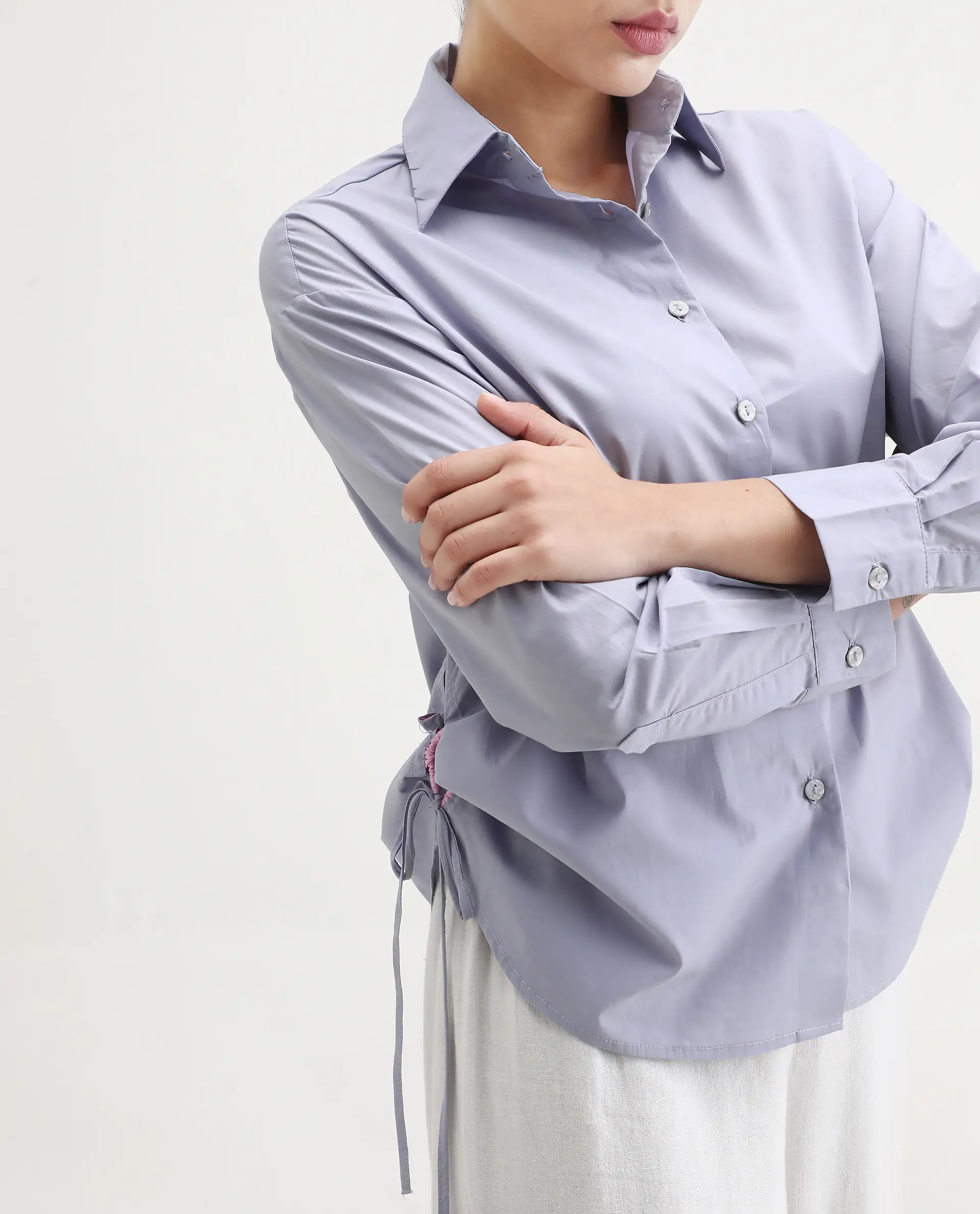 Rareism Women's Oisin Light Grey Cotton Spread Collar Plain Cuffed Sleeve Regular Fit Top - Image 2