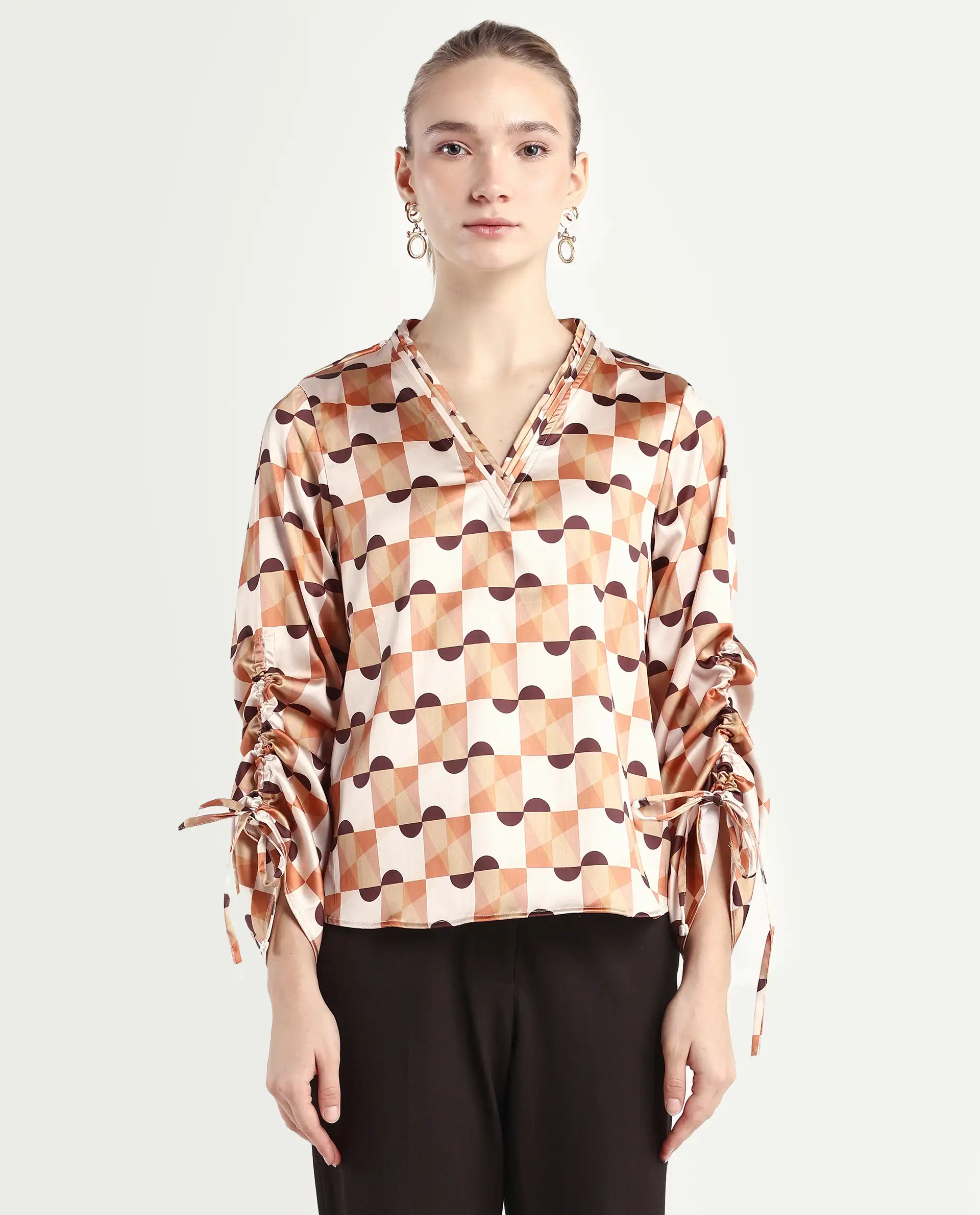 Rareism Women's Olbia Light Multi Polyester V-Neck Geometric Print Gathered Sleeve Regular Fit Top - Image 4