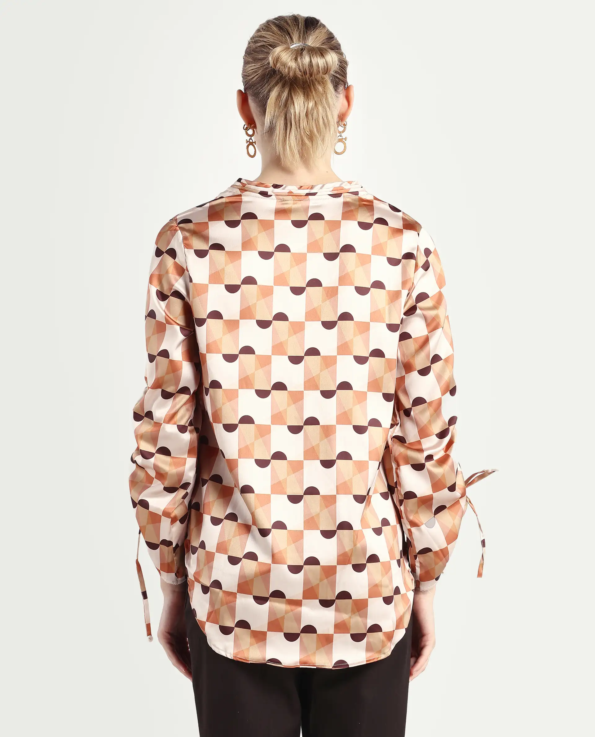 Rareism Women's Olbia Light Multi Polyester V-Neck Geometric Print Gathered Sleeve Regular Fit Top - Image 7