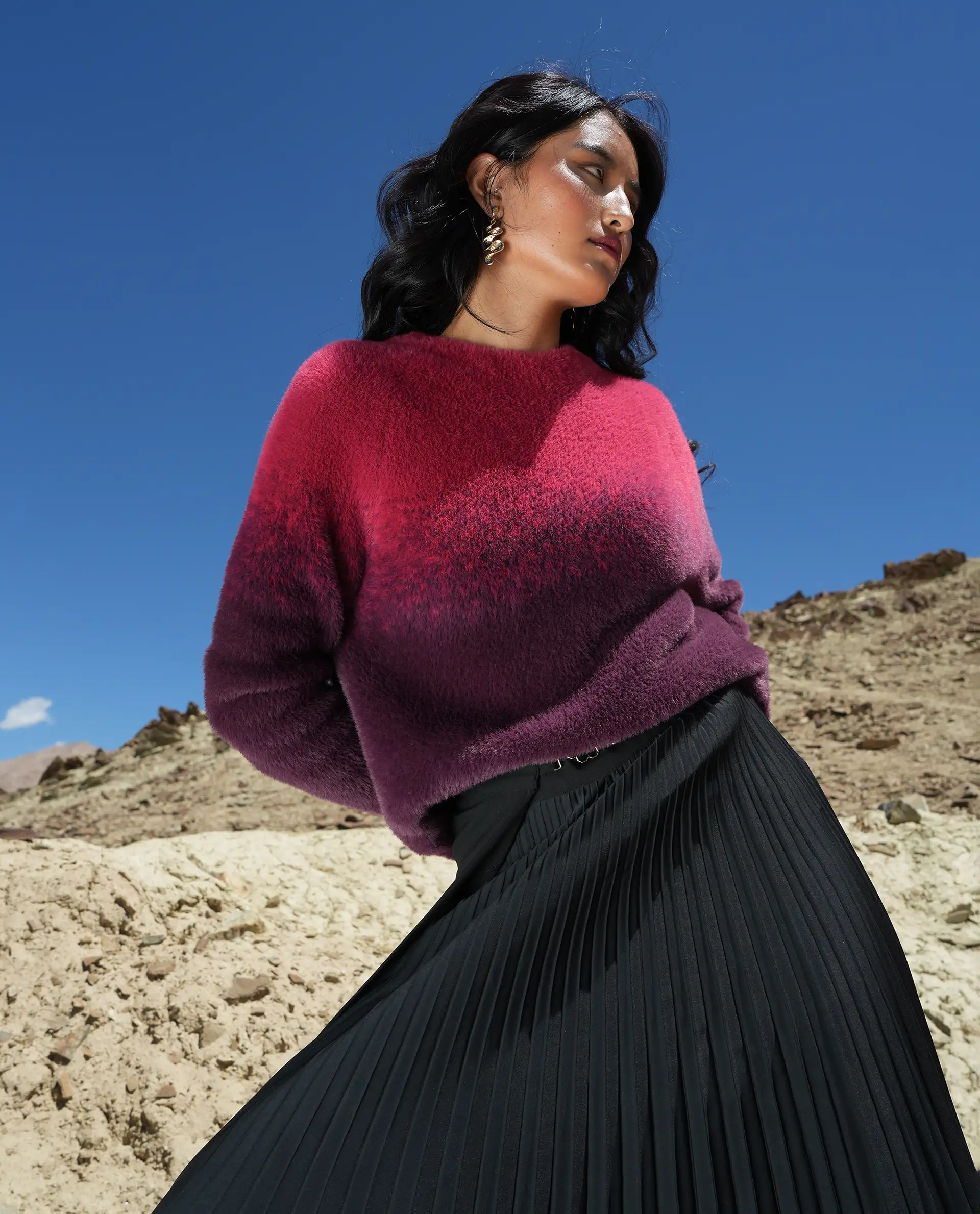 Rareism Women's Omber Dark Red Nylon Crew Neck Ombre Raglan Sleeve Relaxed Fit Sweater - Image 3