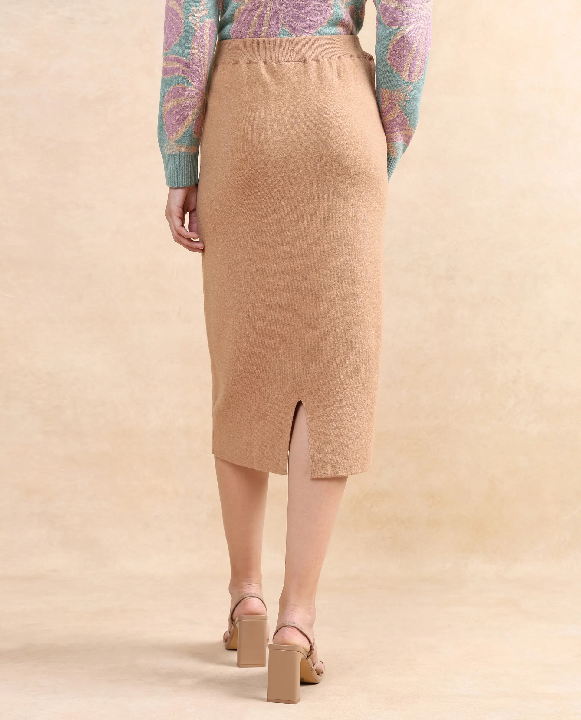 Rareism Women's Omerli S Beige Viscose Plain Midi Relaxed Fit Skirt - Image 7