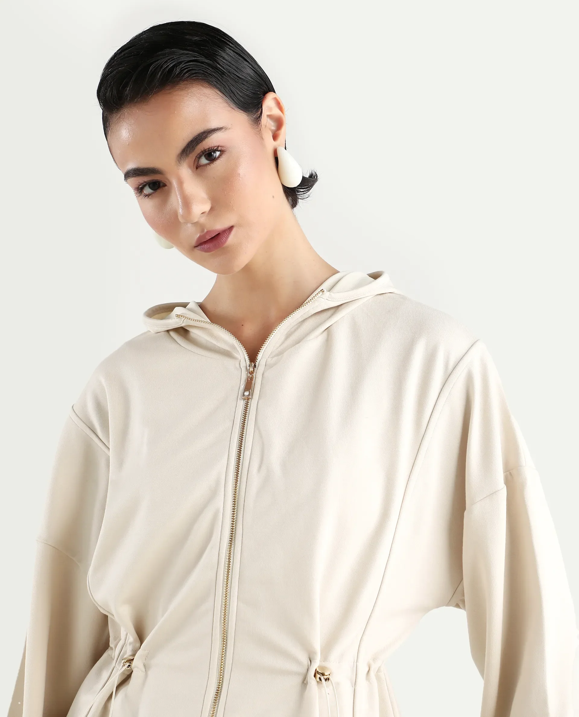 Rareism Women's Onerler Off White Modal Blend Hooded Plain Relaxed Fit Sweatshirt - Image 5