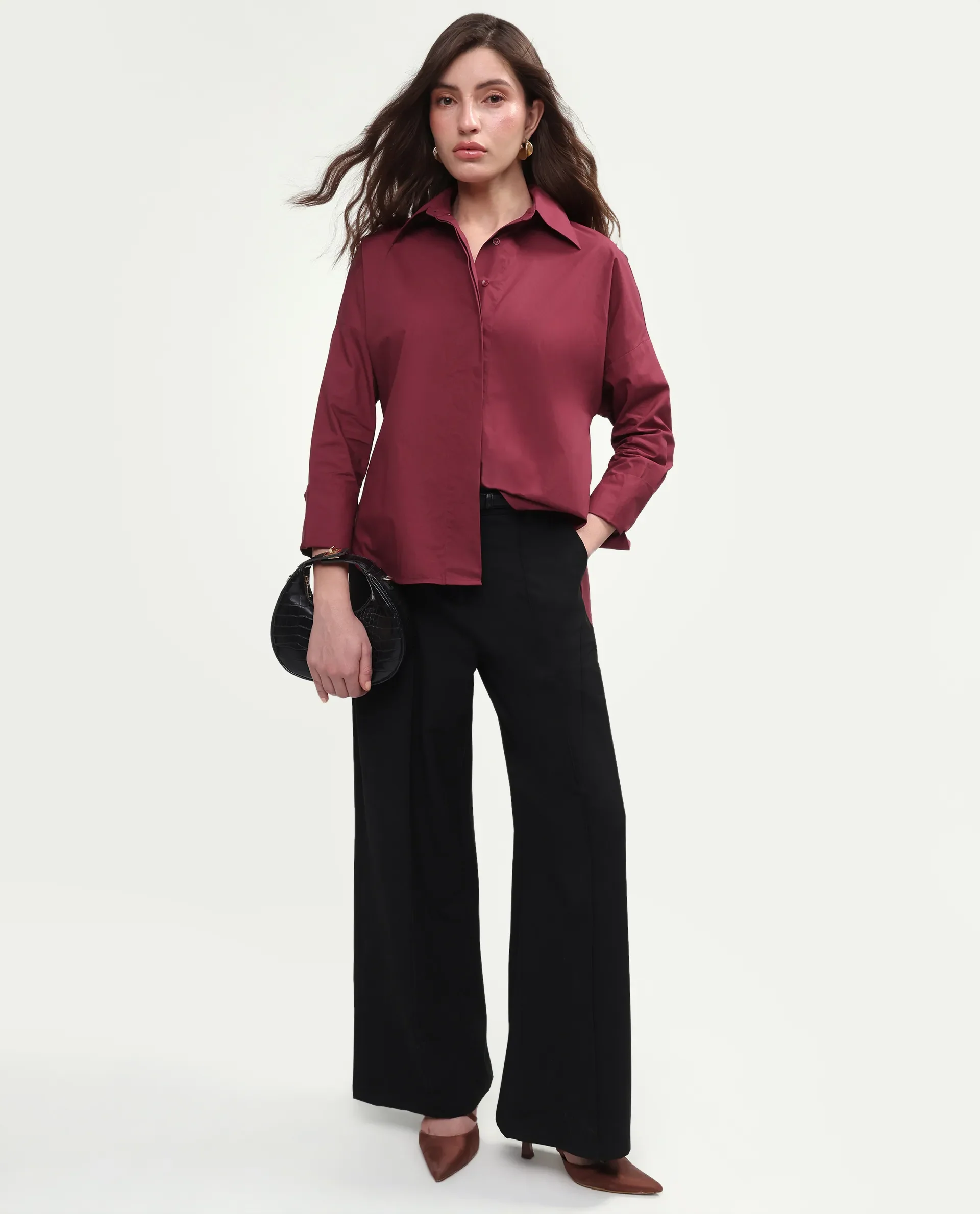 Rareism Women's Oni Red Cotton Spread Collar Button Boxy Plain Shirt - Image 2