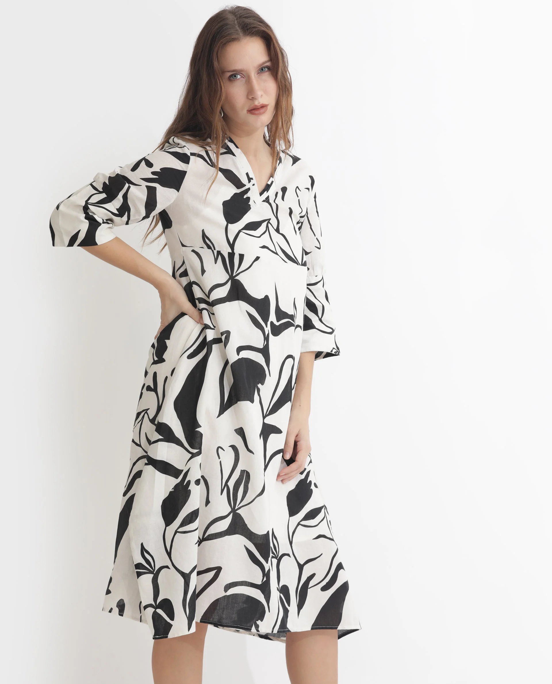 Rareism Women's Oreink Off White Cotton Blend V-Neck Abstract Print Midi Regular Fit Dress - Image 8