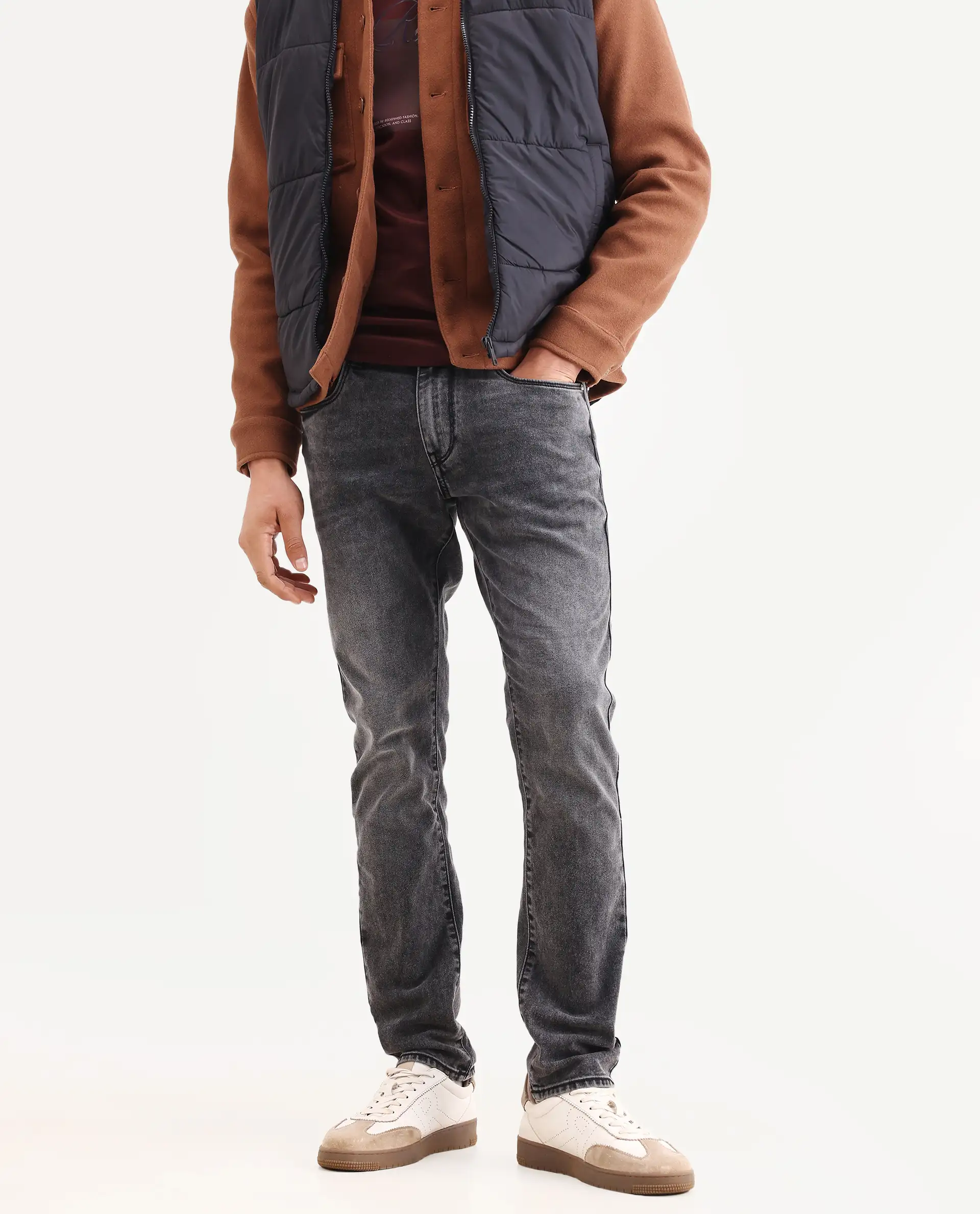 Rare Rabbit Men's Oris 26 Dark Grey Cotton Blend Fabric Hawk Slim Fit Plain Jeans - Image 2