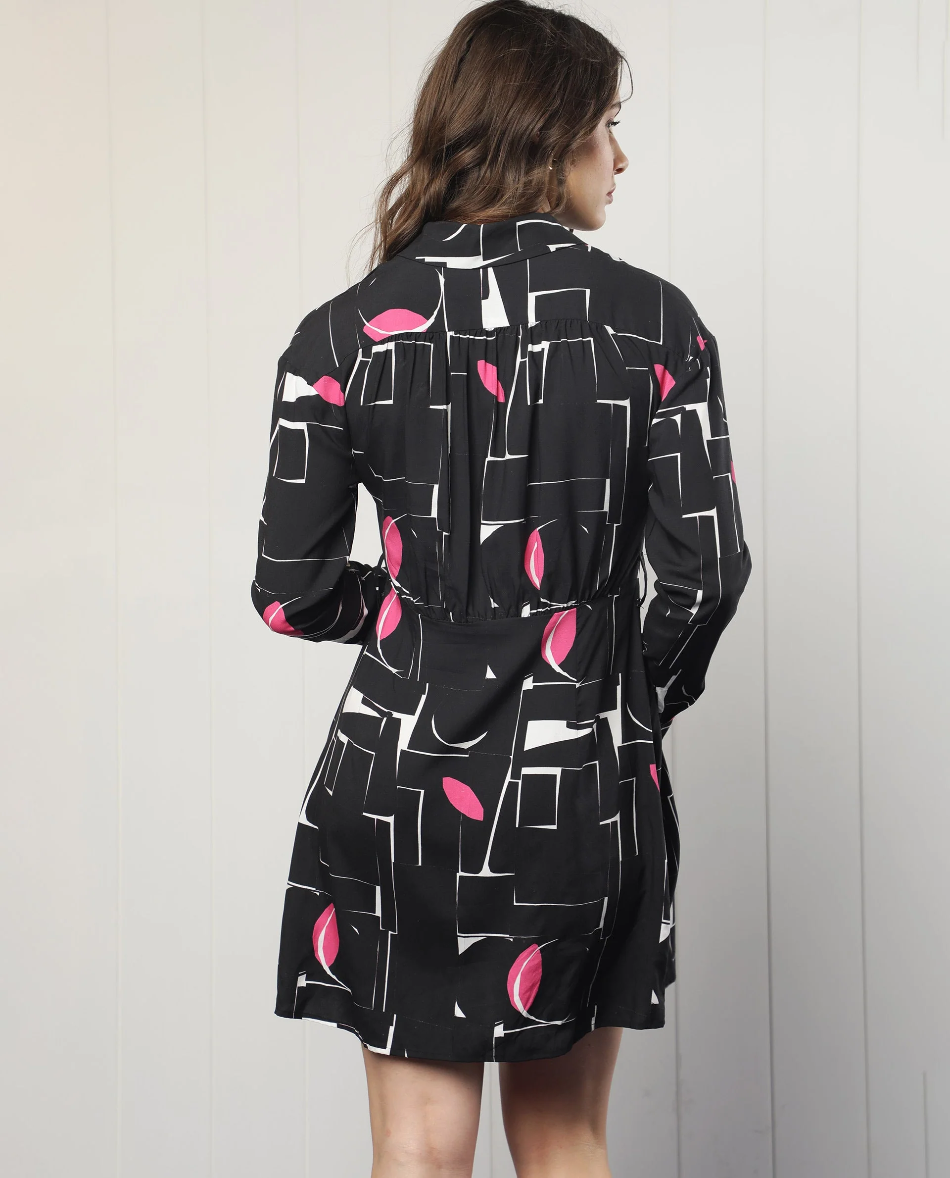 Rareism Women's Ortiz Black Cotton Drop Collar Abstract Print Mini Regular Fit Dress - Image 8