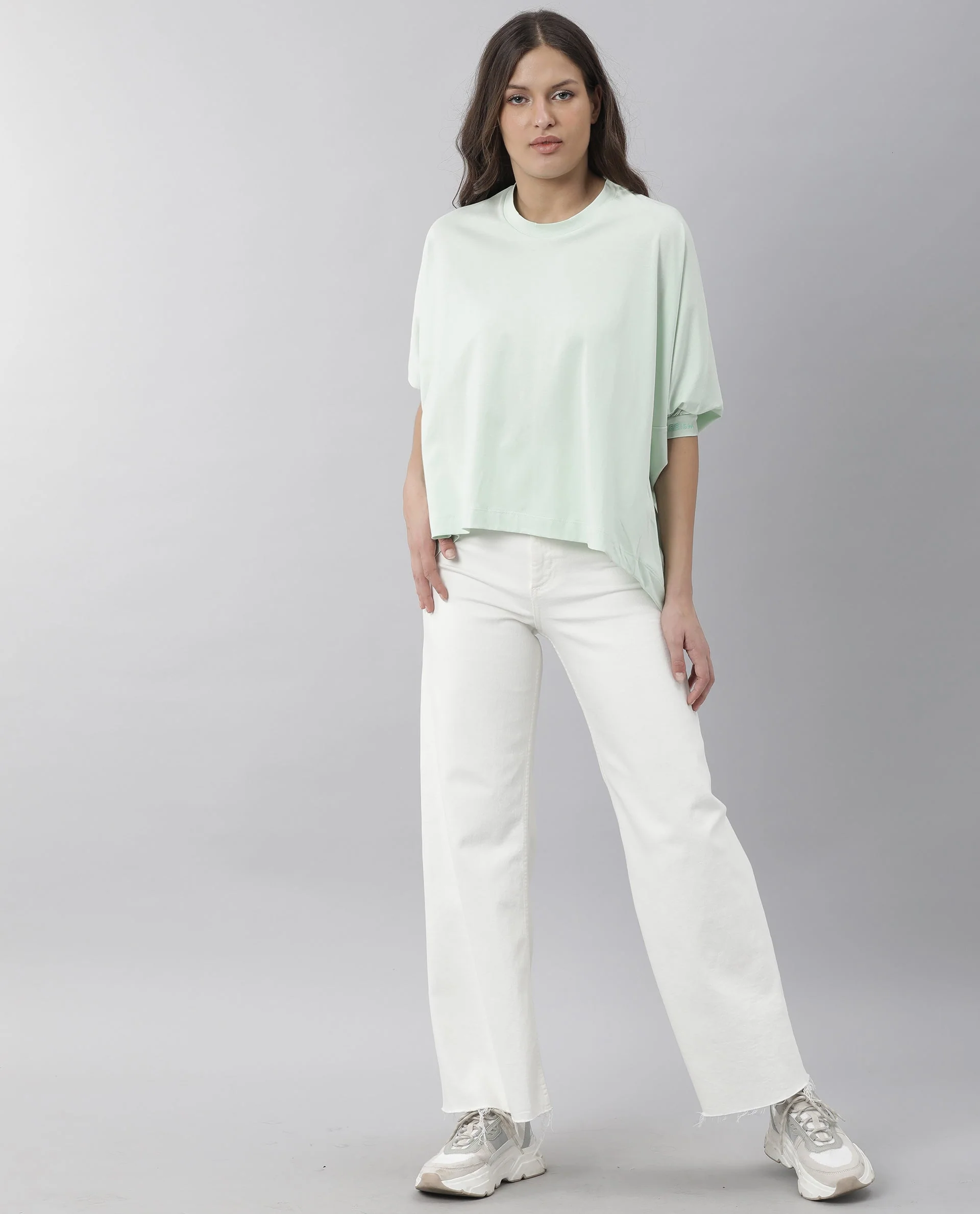 Rareism Women's Osmo Green Crew Neck Plain Knee Length Tailored Top - Image 10