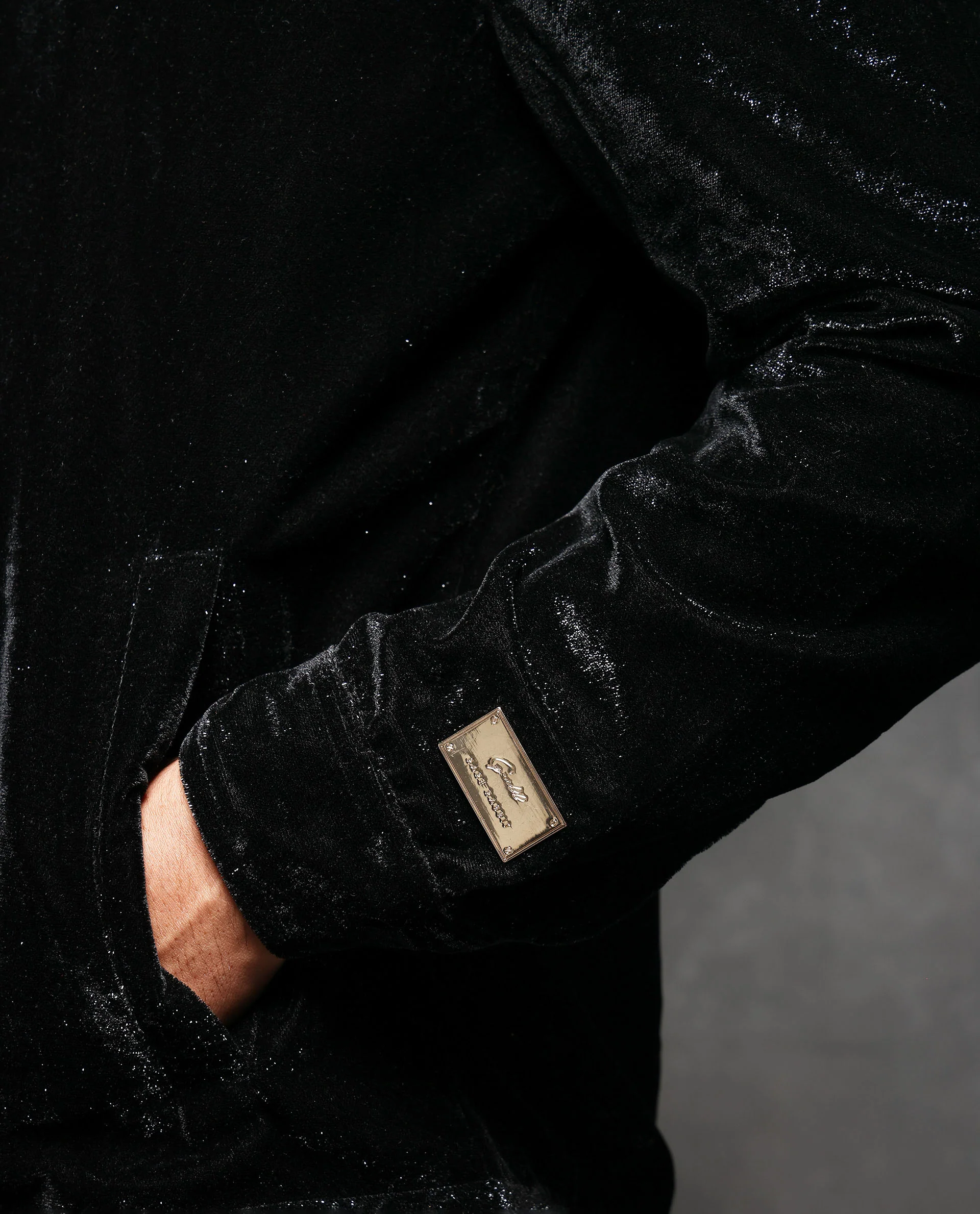Rare Rabbit Men's Otaki Black Plain Regular Fit Full Sleeve Collared Jacket - Image 4