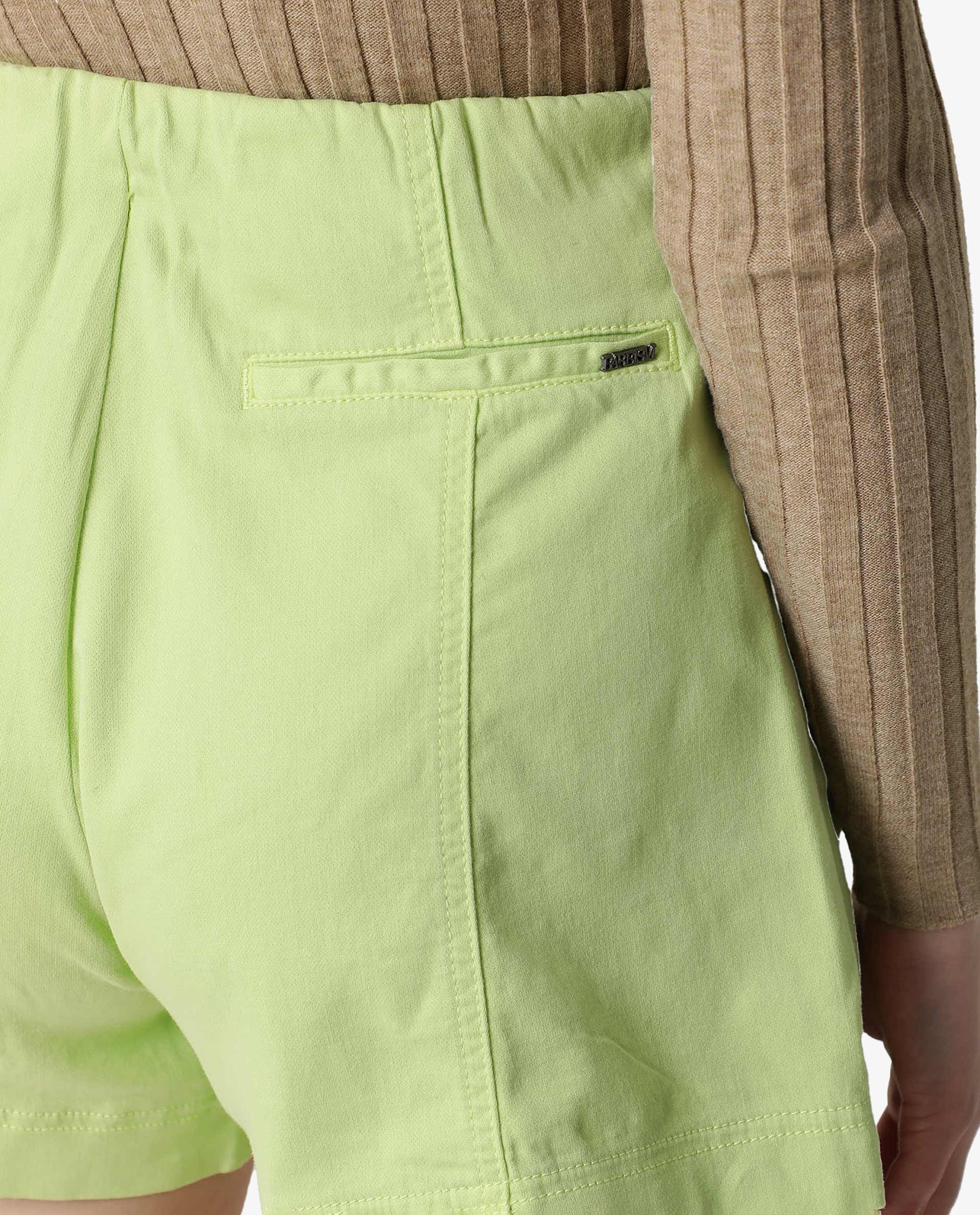 Rareism Women's Painted Green Cotton Blend Plain Regular Fit Shorts - Image 7