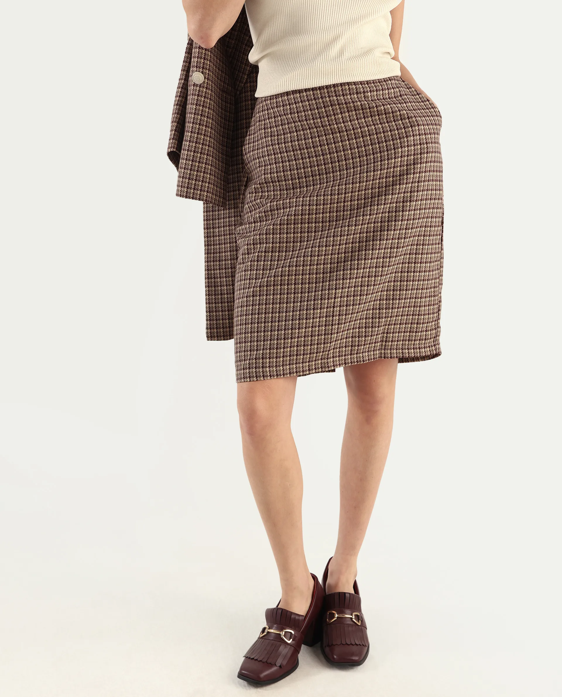 Rareism Women's Paltiu Brown Cotton Blend Checked Mini Regular Fit Skirt - Image 2