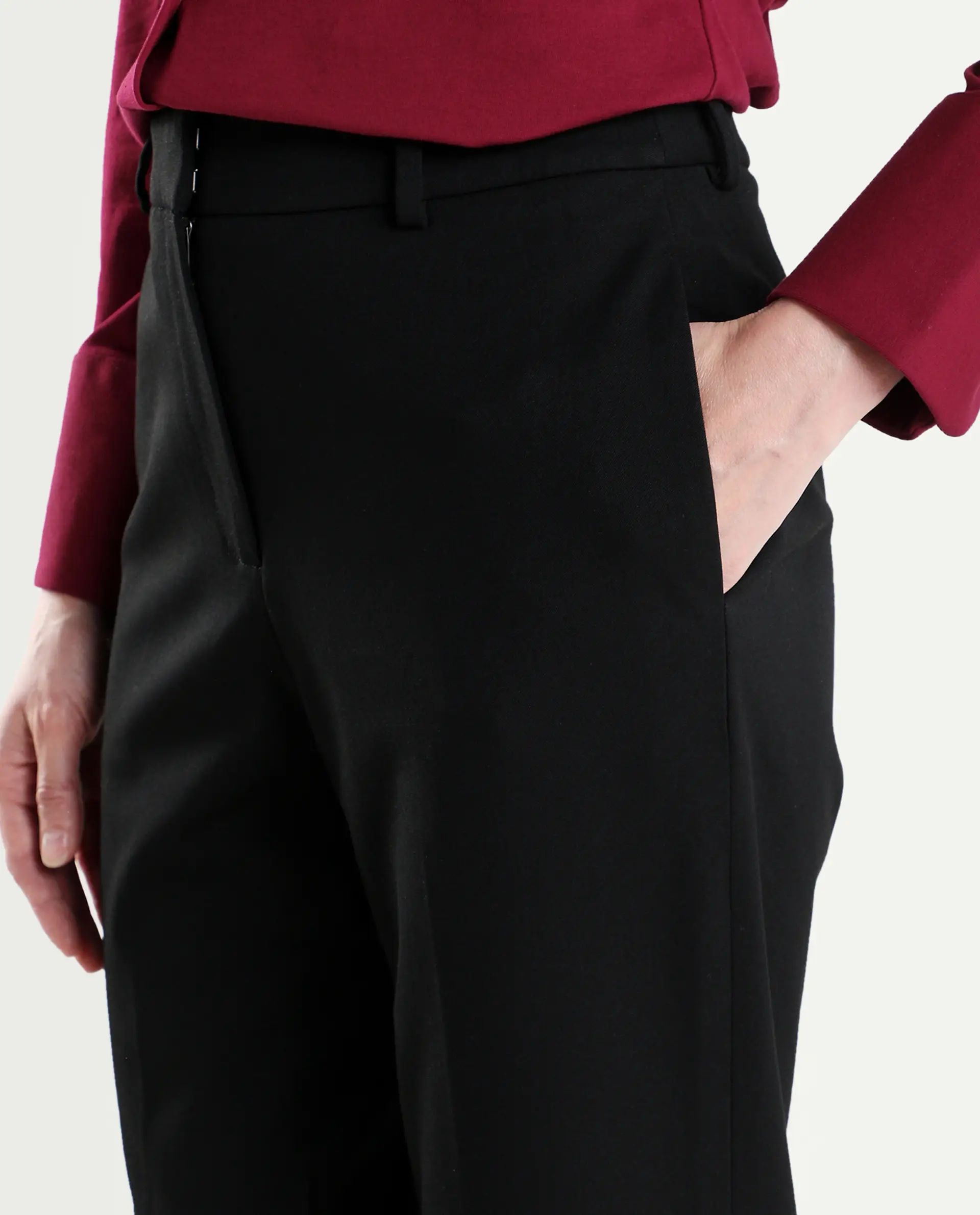 Rareism Women's Paper Black Viscose Blend Tapered Plain Trouser - Image 4