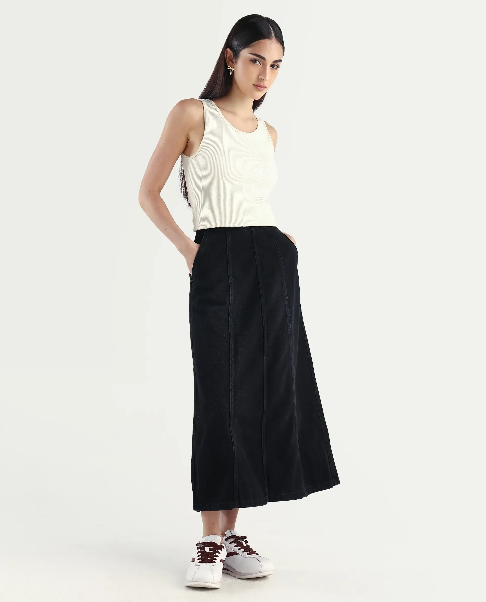 Rareism Women's Parrow Black Cotton Plain Midi Flared Skirt - Image 7