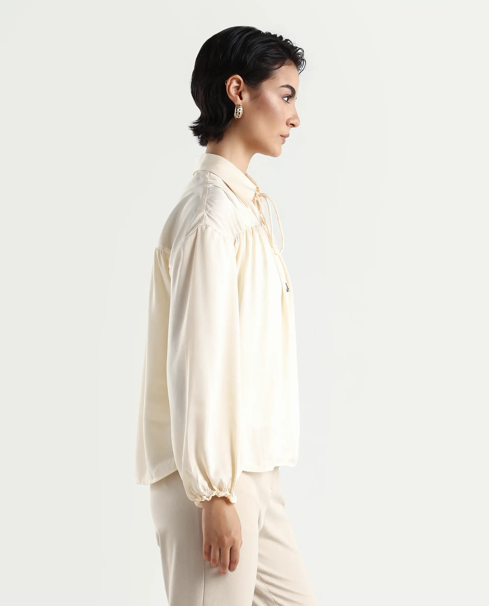 Rareism Women's Paxo Offwhite Polyester Blend Tie-Up Neck Plain Regular Fit Top - Image 6