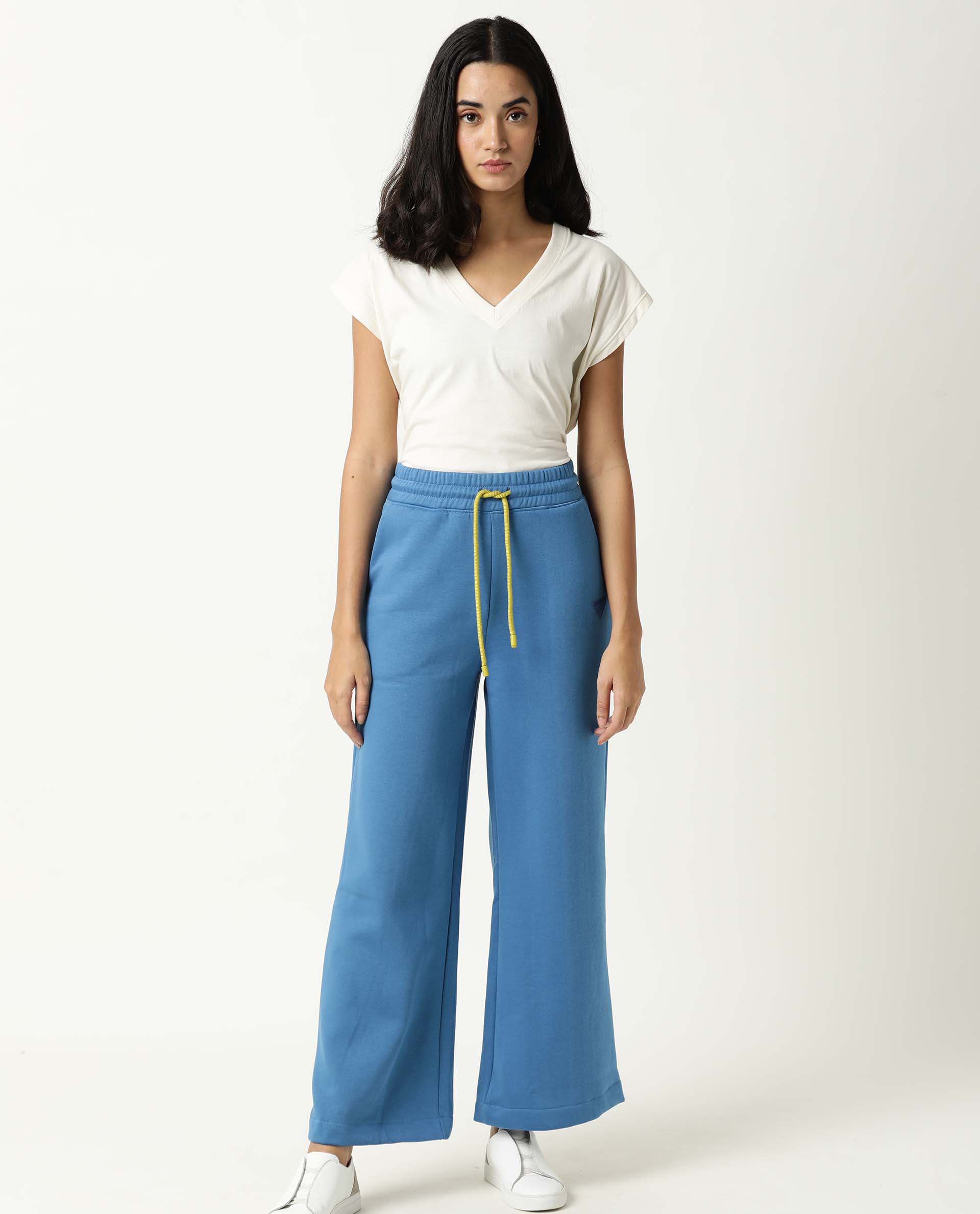 Rareism Women's Pazo-1 Blue Polyester Blend Plain Ankle Length Relaxed Fit Track Pant - Image 4