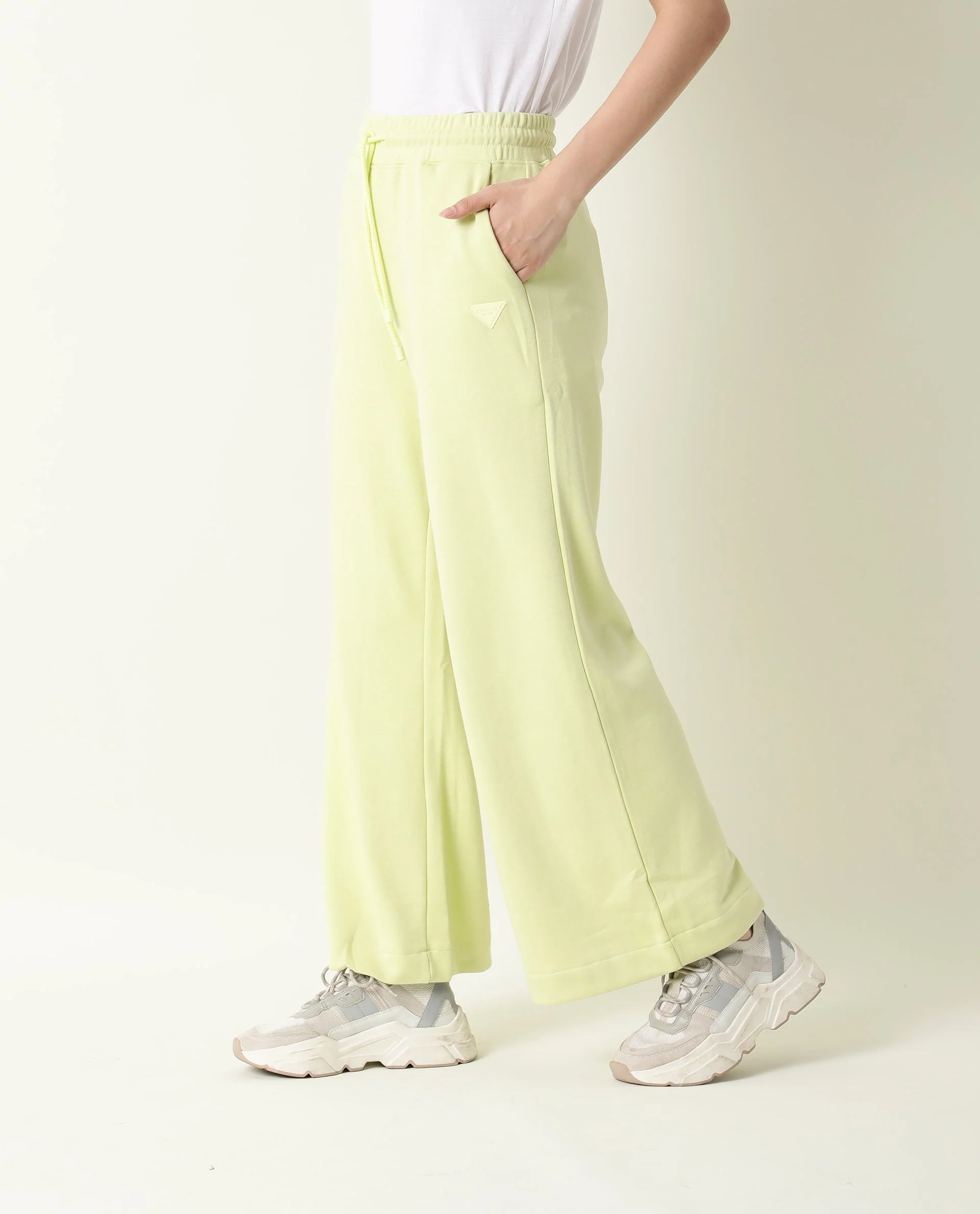 Rareism Women's Pazo-1 Green Polyester Blend Plain Ankle Length Relaxed Fit Track Pant - Image 6