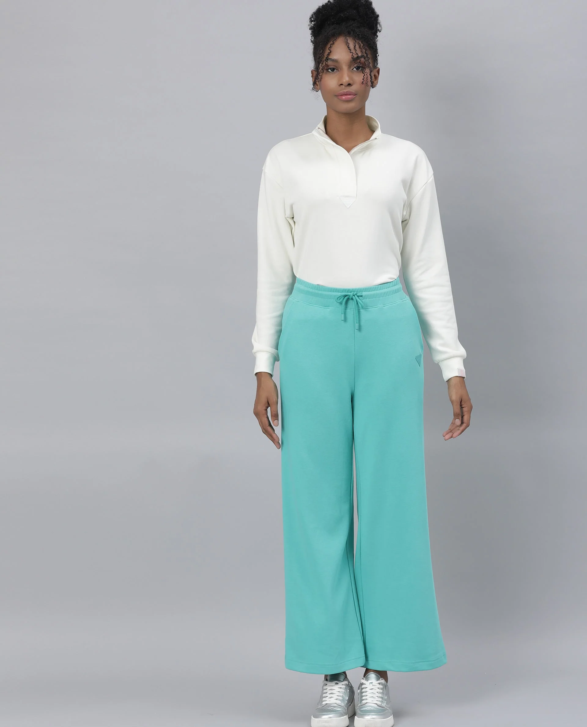 Rareism Women's Pazo-1 Turq Polyester Blend Plain Ankle Length Relaxed Fit Track Pant - Image 7