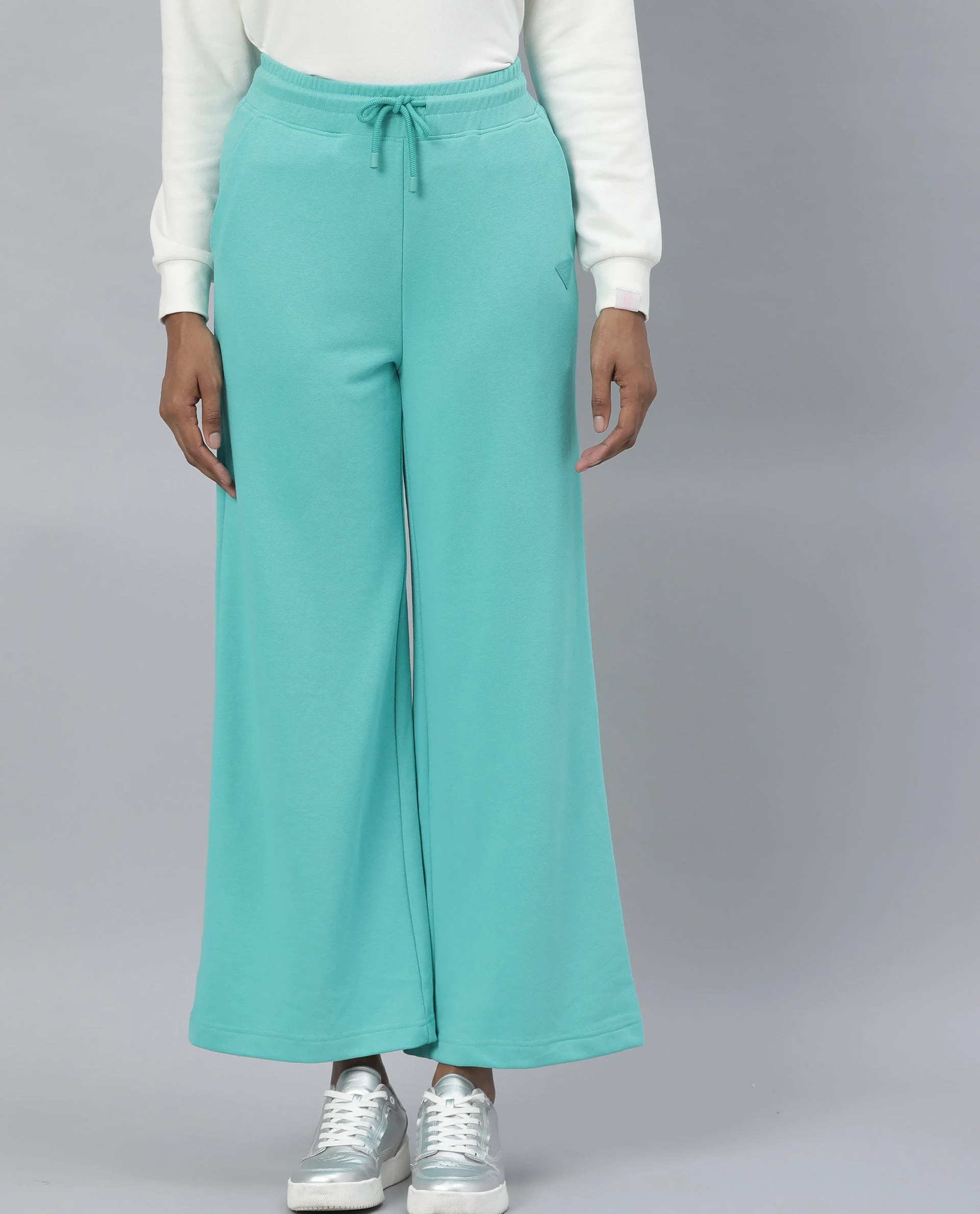 Rareism Women's Pazo-1 Turq Polyester Blend Plain Ankle Length Relaxed Fit Track Pant - Image 8