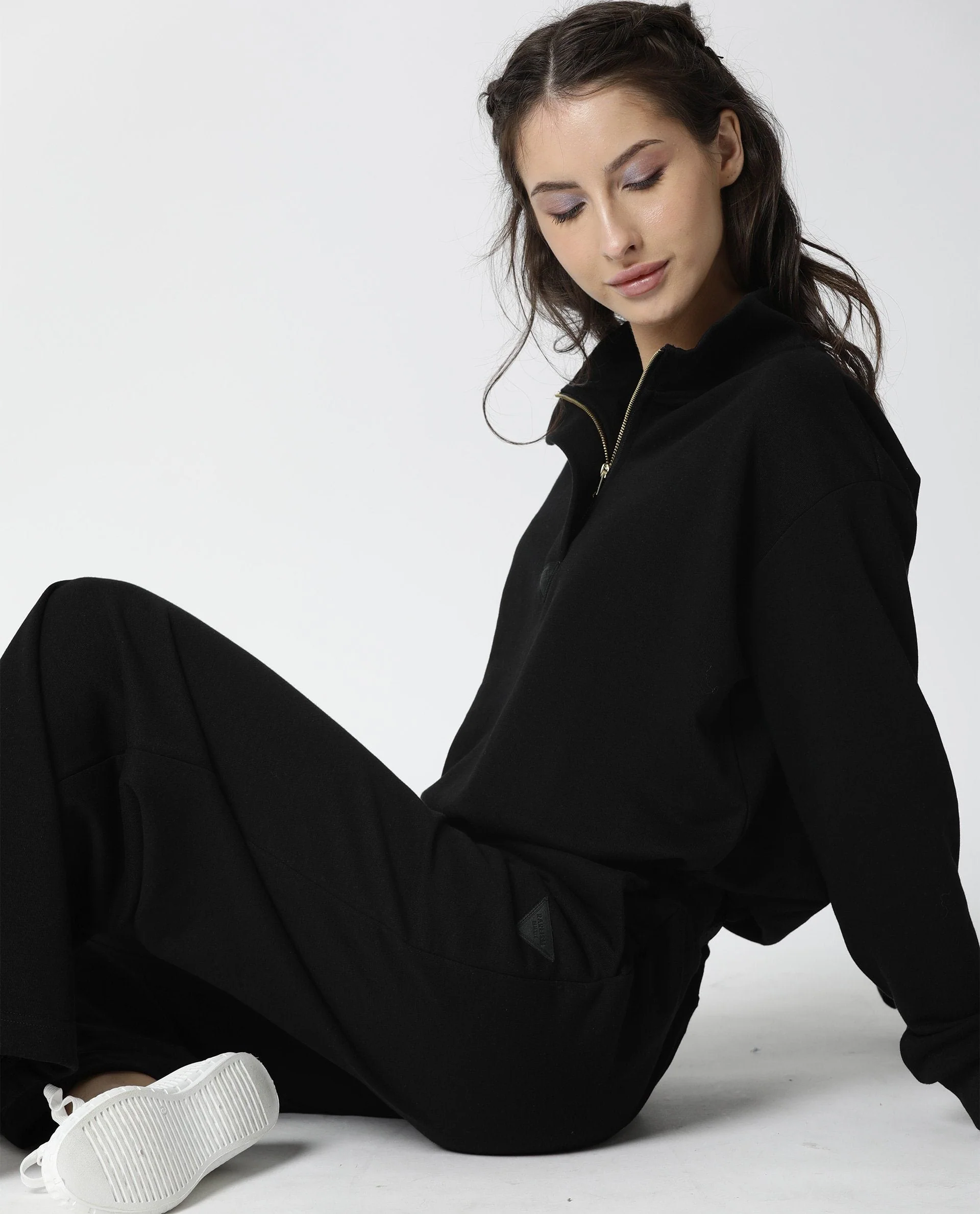 Rareism Women's Plain Trackpant Polyester Blend Plain Ankle Length Relaxed Fit Track Pant - Image 2