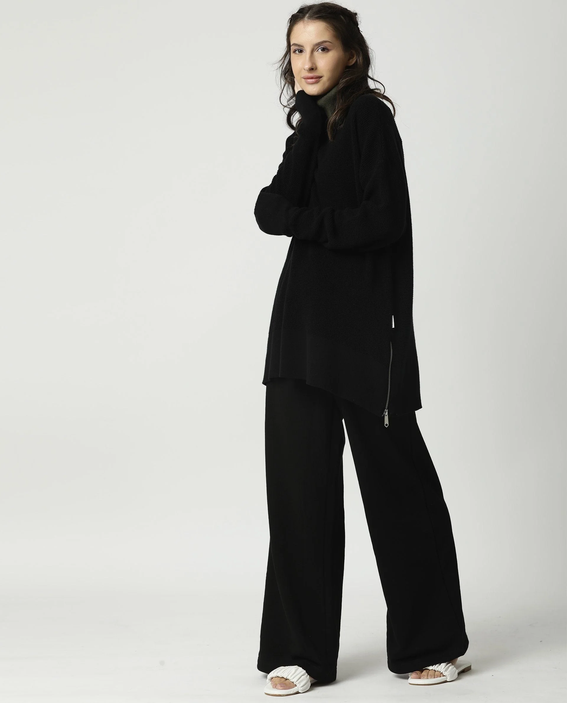 Rareism Women's Plain Trackpant Polyester Blend Plain Ankle Length Relaxed Fit Track Pant - Image 9