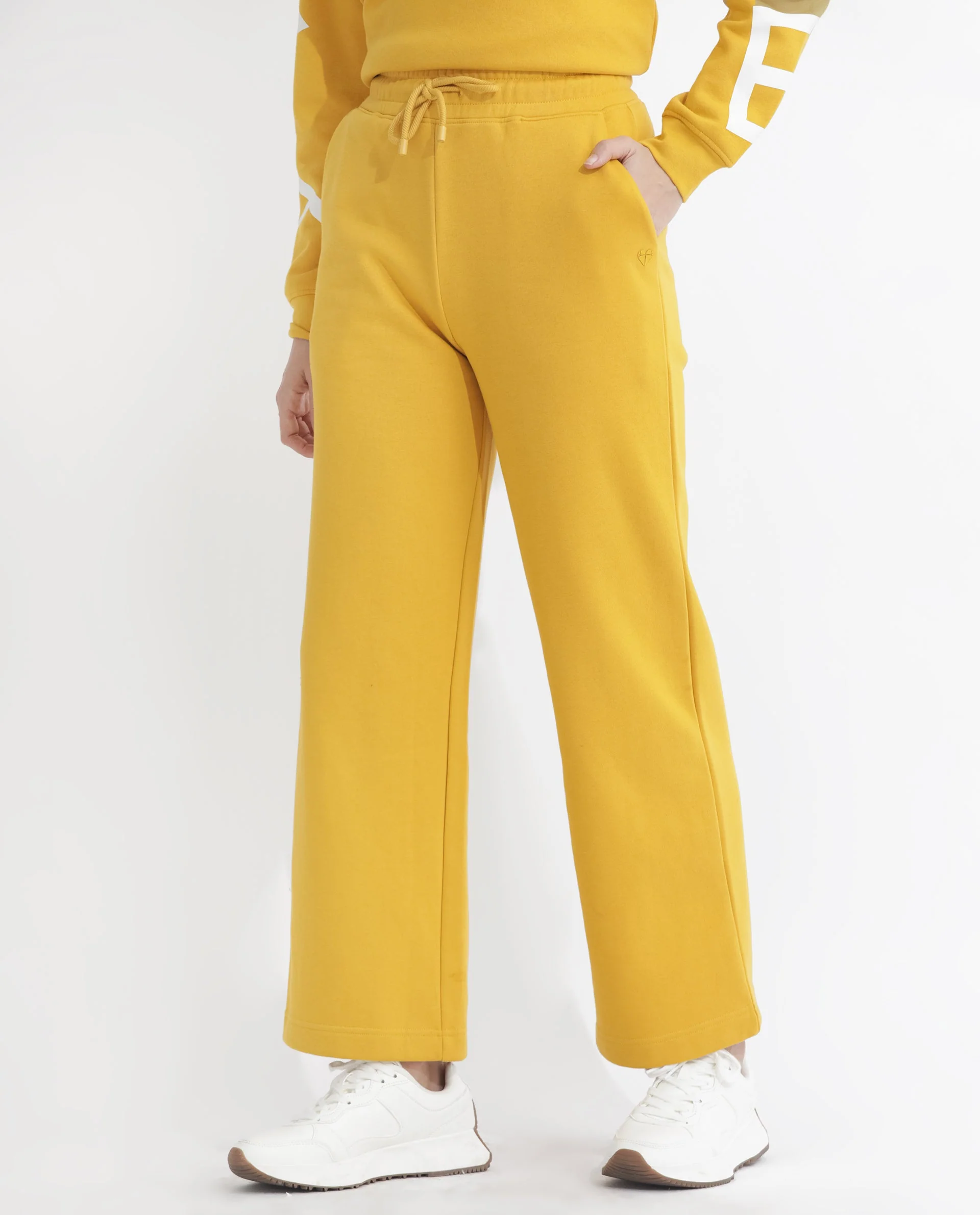 Rareism Women's Pazoo F Mustard Cotton Blend Plain Ankle Length Flared Track Pant - Image 2