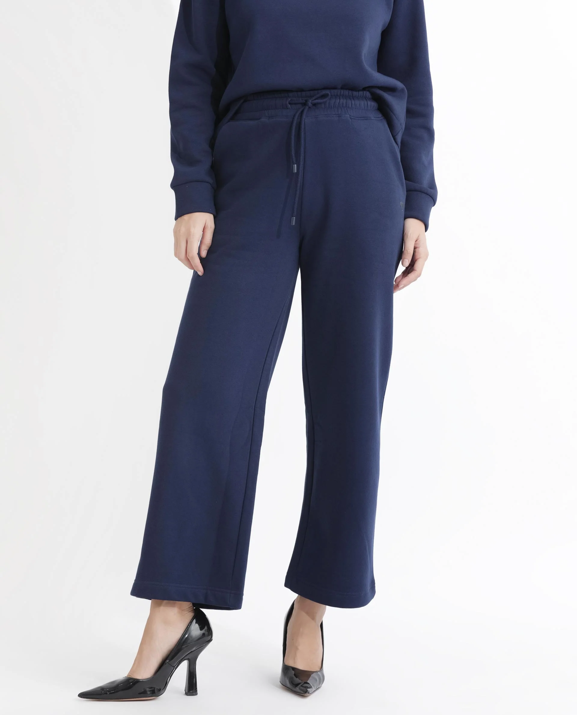 Rareism Women's Pazoo F Navy Cotton Blend Plain Ankle Length Flared Track Pant - Image 6