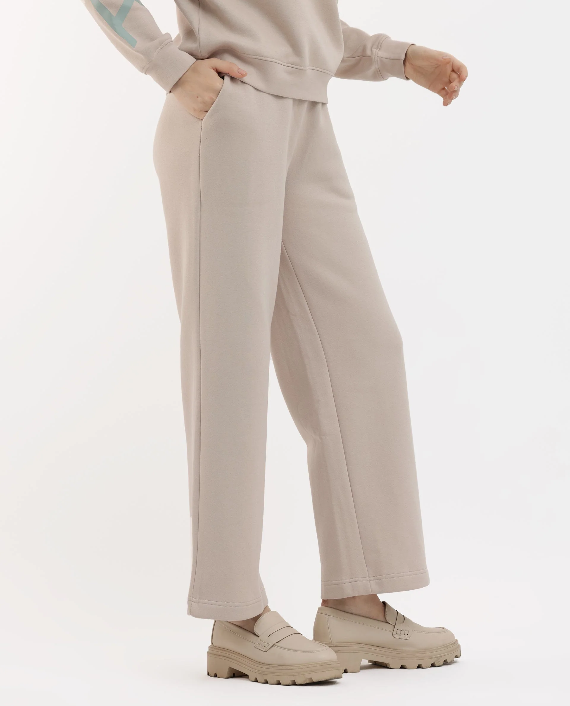 Rareism Women's Pazoo F Beige Cotton Blend Plain Ankle Length Flared Track Pant - Image 8