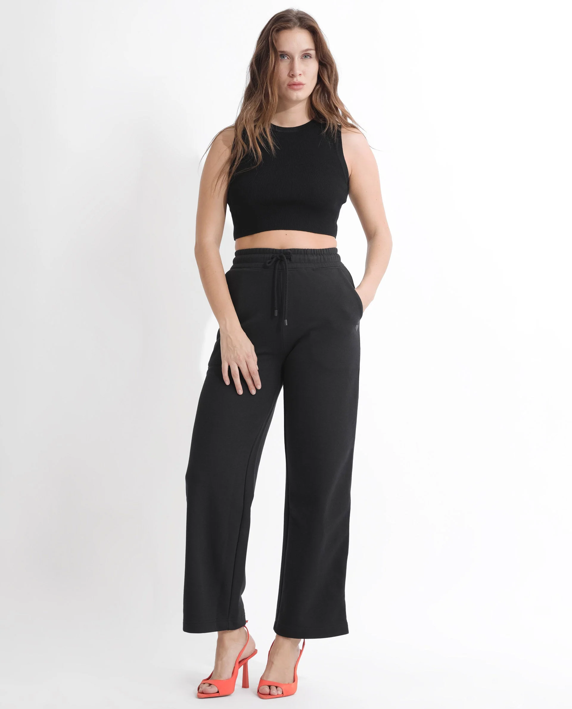 Rareism Women's Pazoo F Black Cotton Blend Plain Ankle Length Flared Track Pant - Image 11