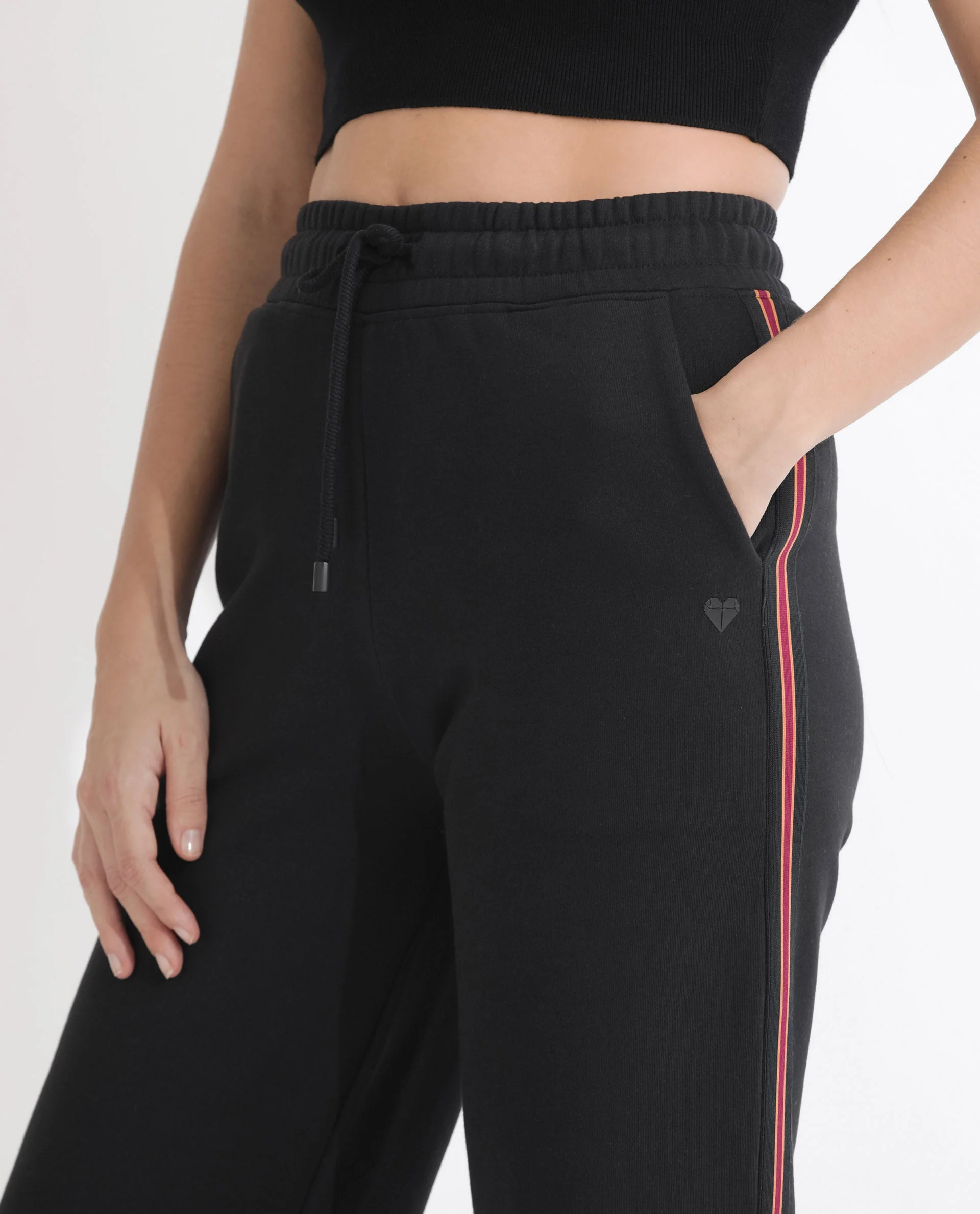 Rareism Women's Pazoo F Black Cotton Blend Plain Ankle Length Flared Track Pant - Image 2