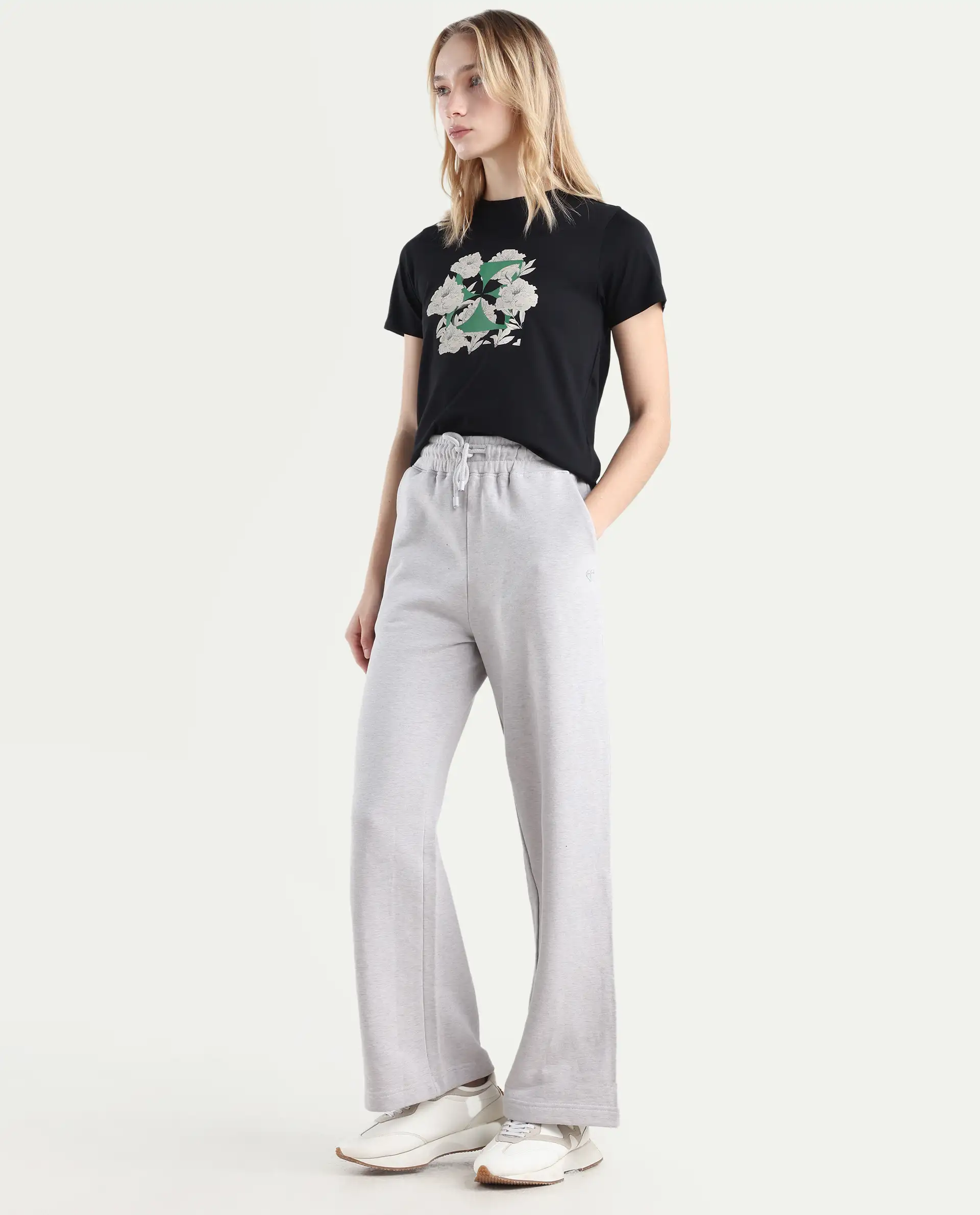 Rareism Women's Pazoo F Melange Grey Cotton Blend Plain Ankle Length Flared Track Pant - Image 6