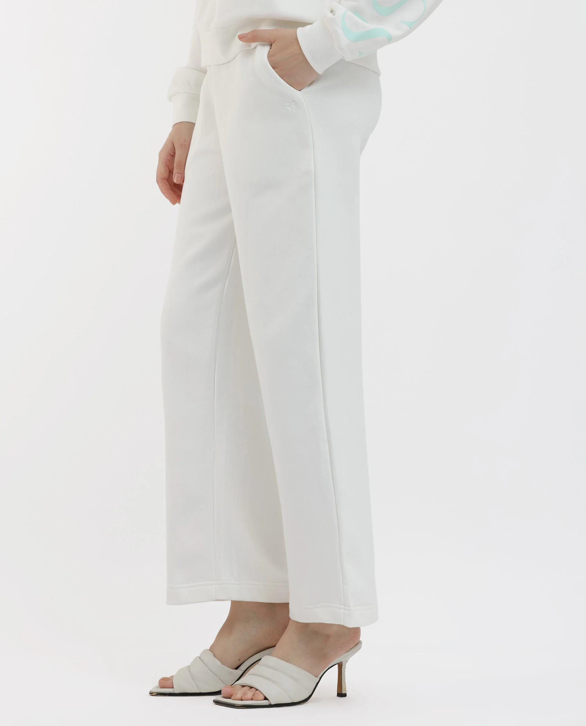 Rareism Women's Pazoo F1 Off White Cotton Blend Plain Ankle Length Flared Track Pant - Image 3