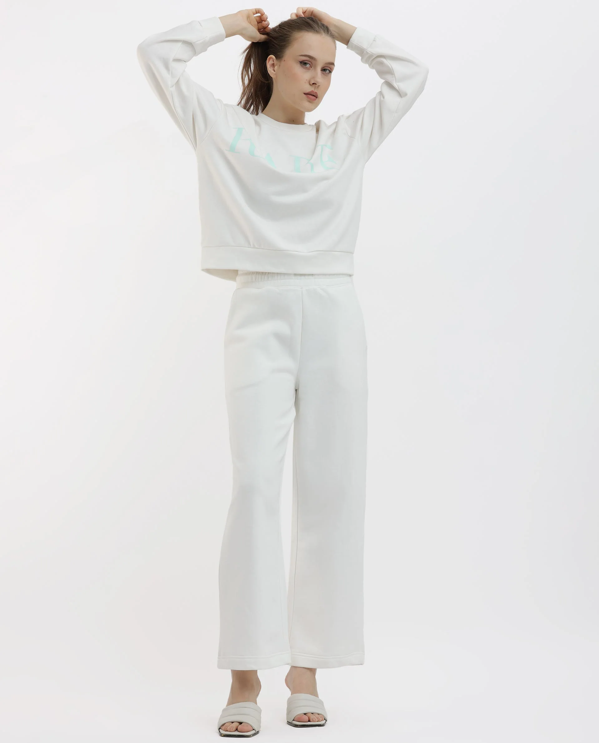 Rareism Women's Pazoo F1 Off White Cotton Blend Plain Ankle Length Flared Track Pant - Image 6