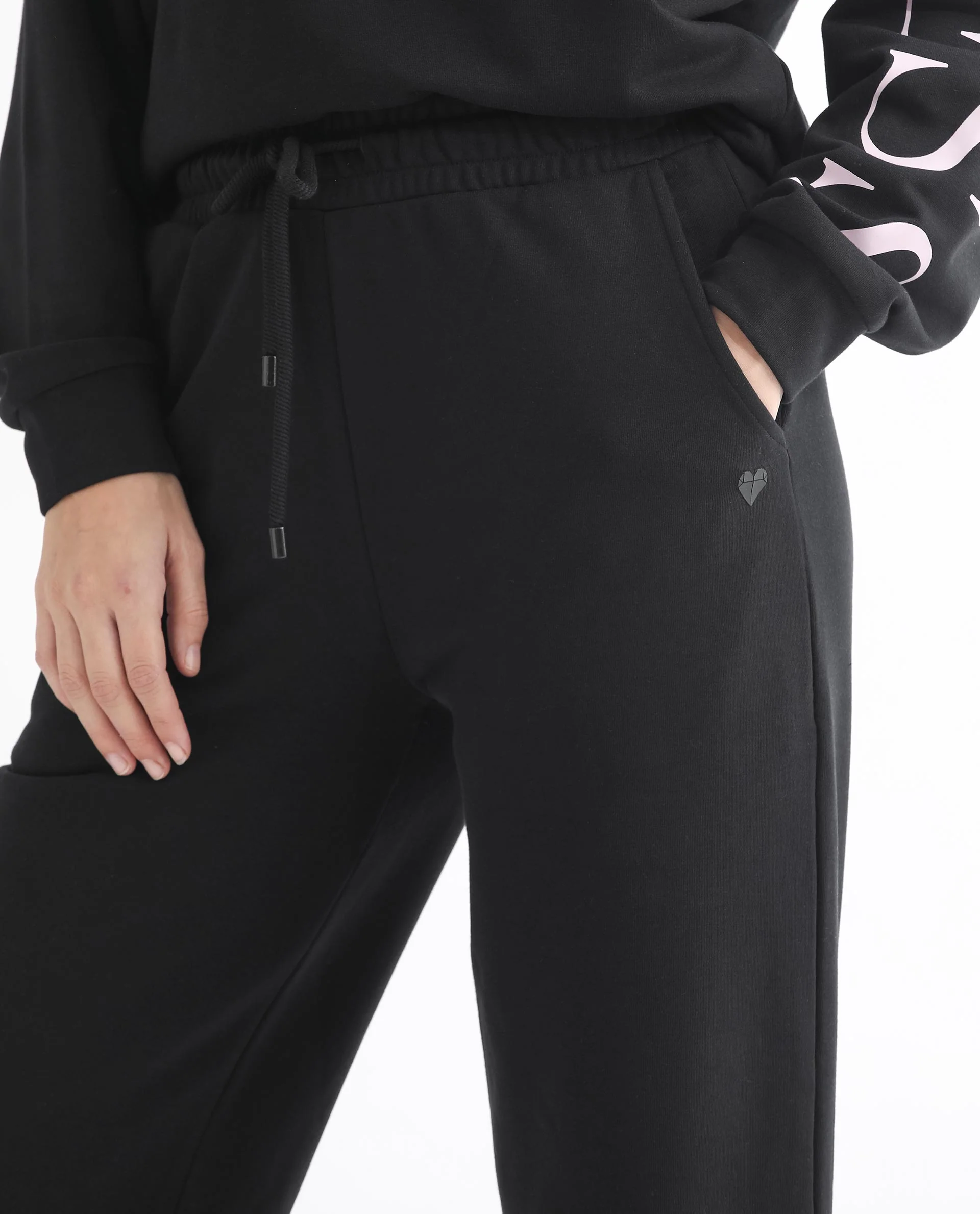 Rareism Women's Pazoo T Black Cotton Blend Plain Ankle Length Flared Track Pant - Image 3