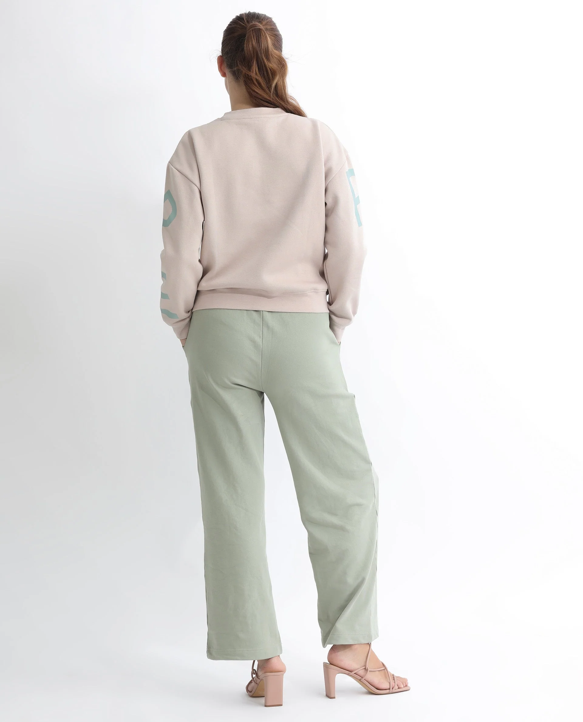 Rareism Women's Pazoo T Dusky Green Cotton Blend Plain Ankle Length Flared Track Pant - Image 10